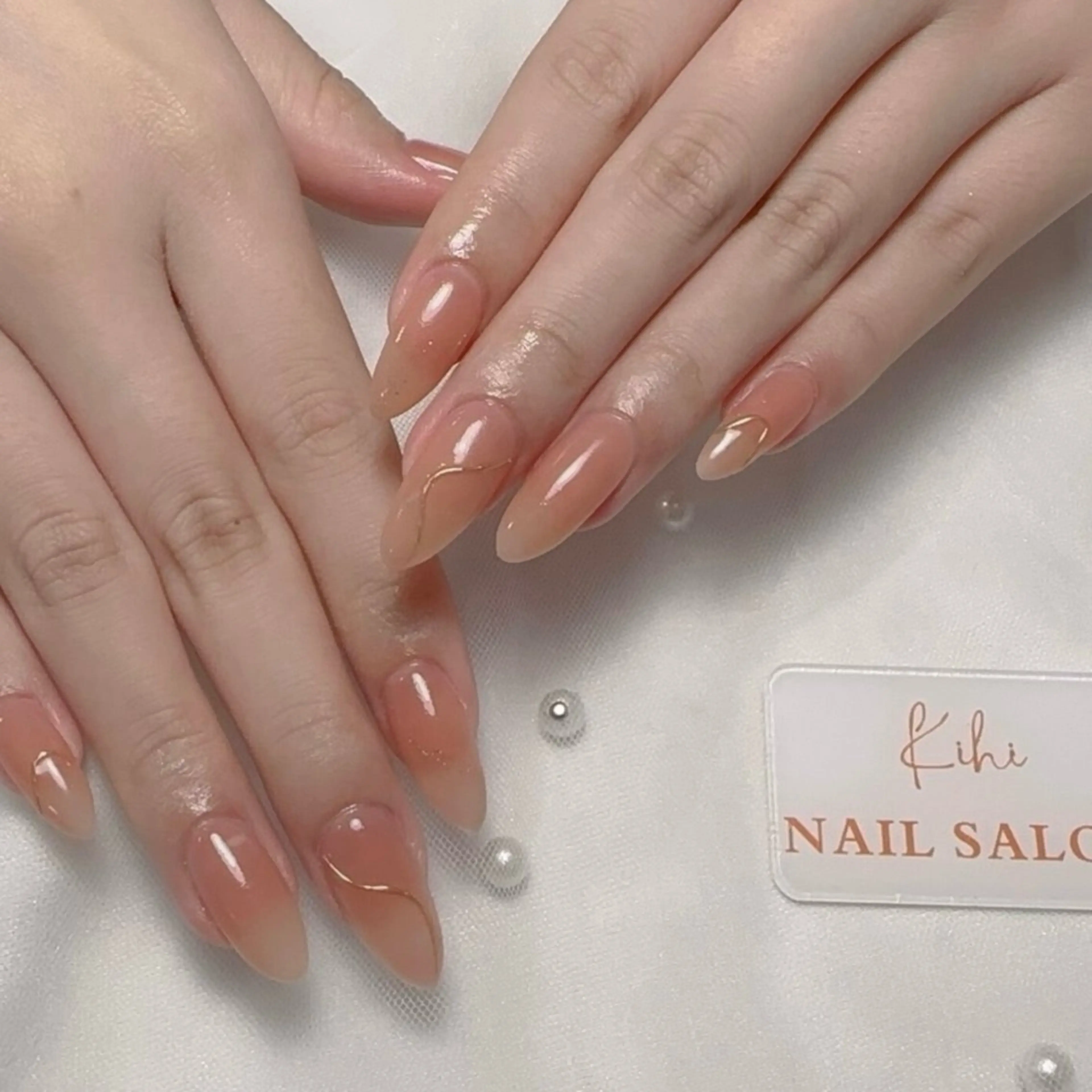 ネイル アートネイル フレンチネイル ジェルネイル グラデーション 韓国ネイル ハンドネイル 💕鈴木ユリ パラジェル/オフ無料のネイルデザイン