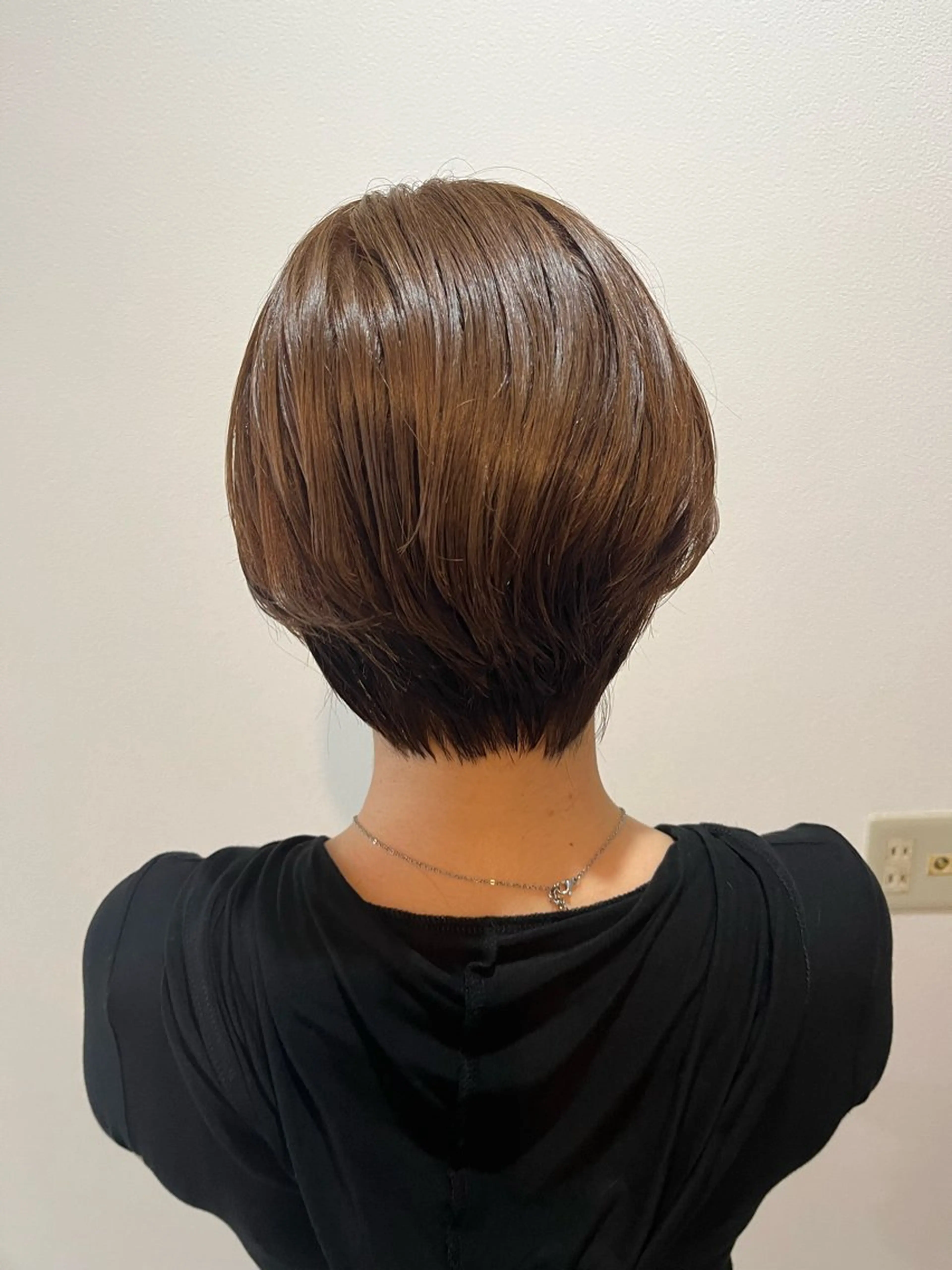 ショート 東村 桃花のヘアスタイル