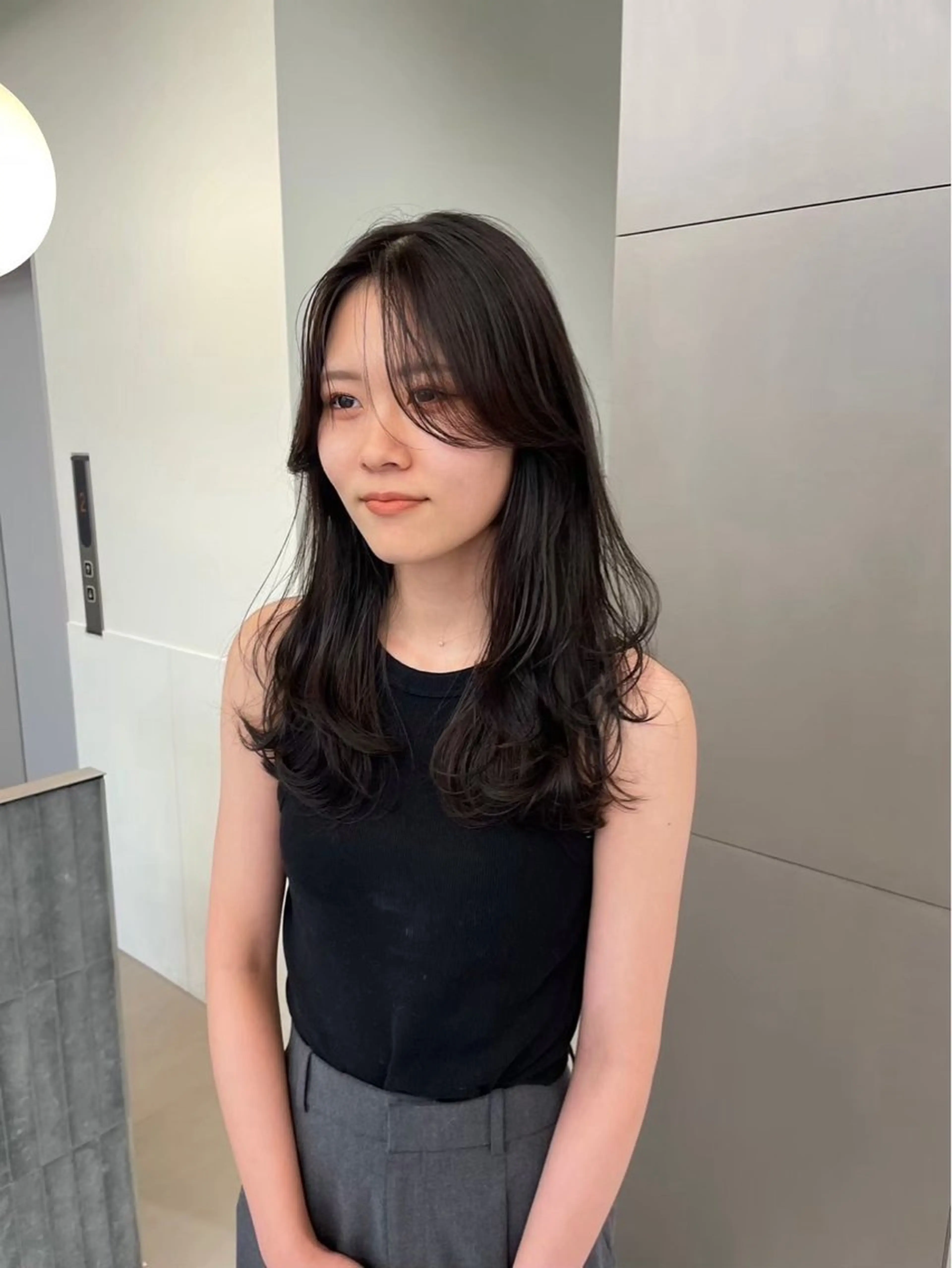 ロング レイヤーカット‎🤍 /ともえ🤎🧸のヘアスタイル