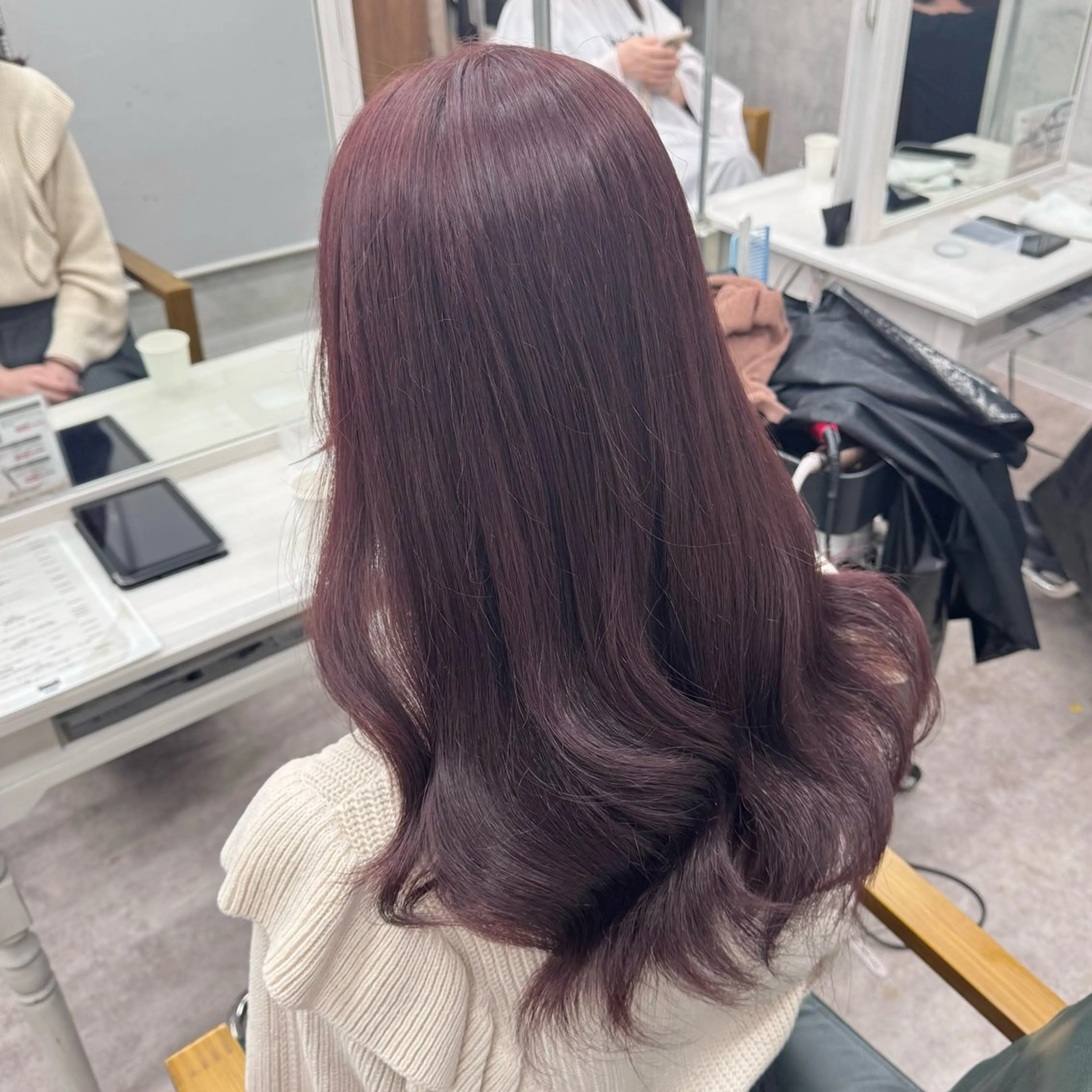 ロング カラー ヘアカラー JUNSHIN🦋 ヘアセット／カラーのヘアスタイル