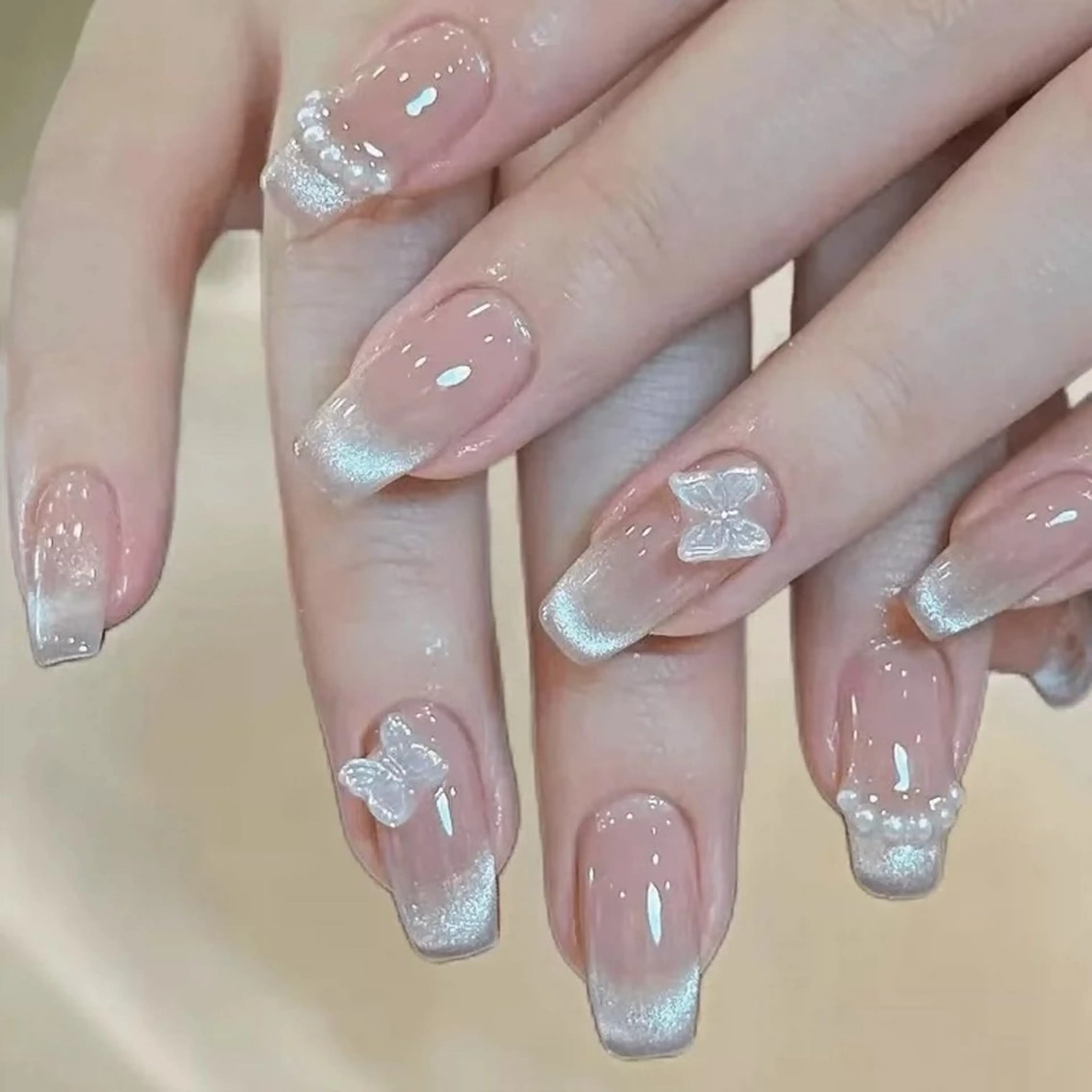 ネイル オーロラネイル チークネイル 長さ出し フットネイル フレンチネイル AND Nail 長さだし専門新宿店のネイルデザイン