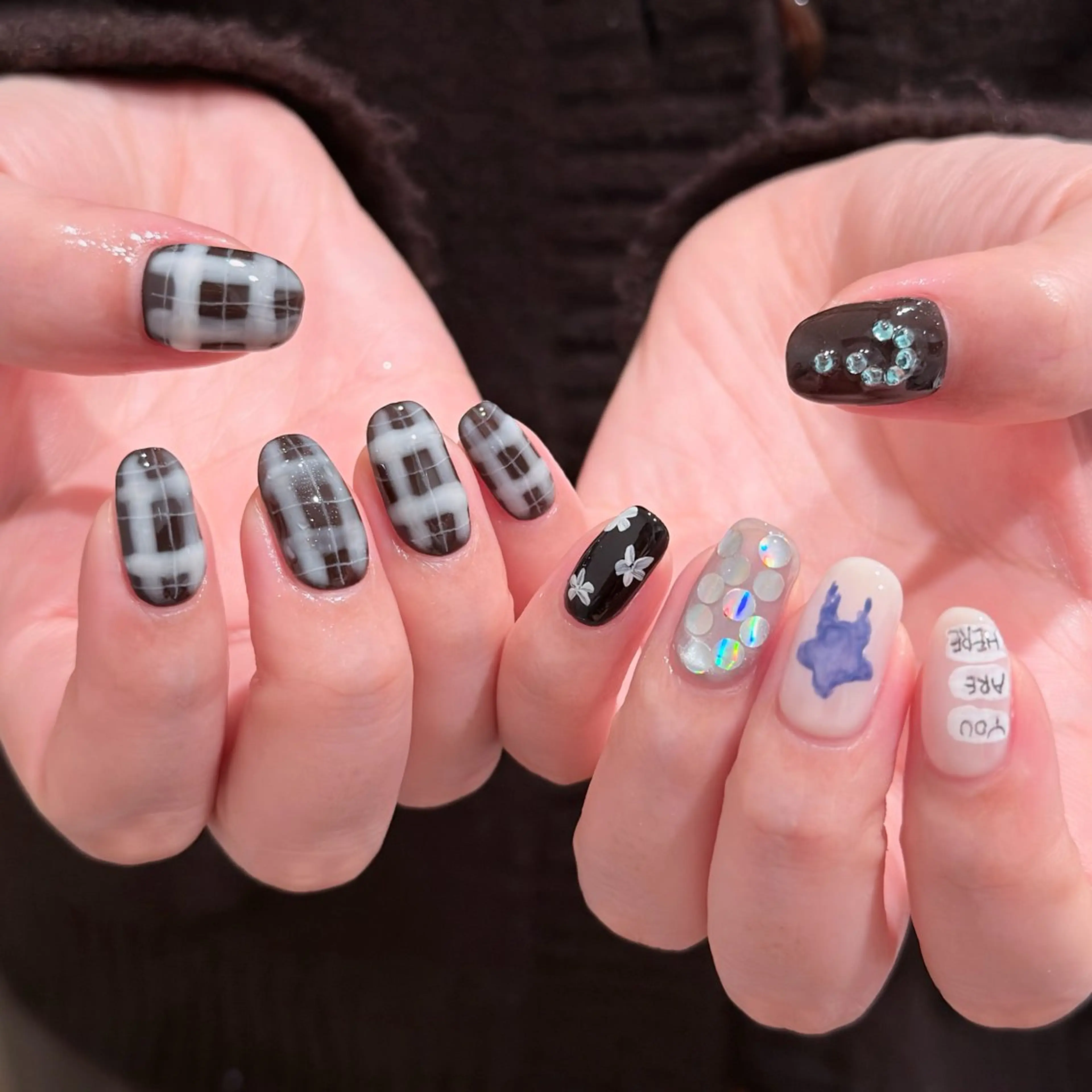 ネイル ハンドネイル 🎀 Hiyubi._.nail 🫧所属・🎀フェイ フェイ🫧💗のネイルデザイン