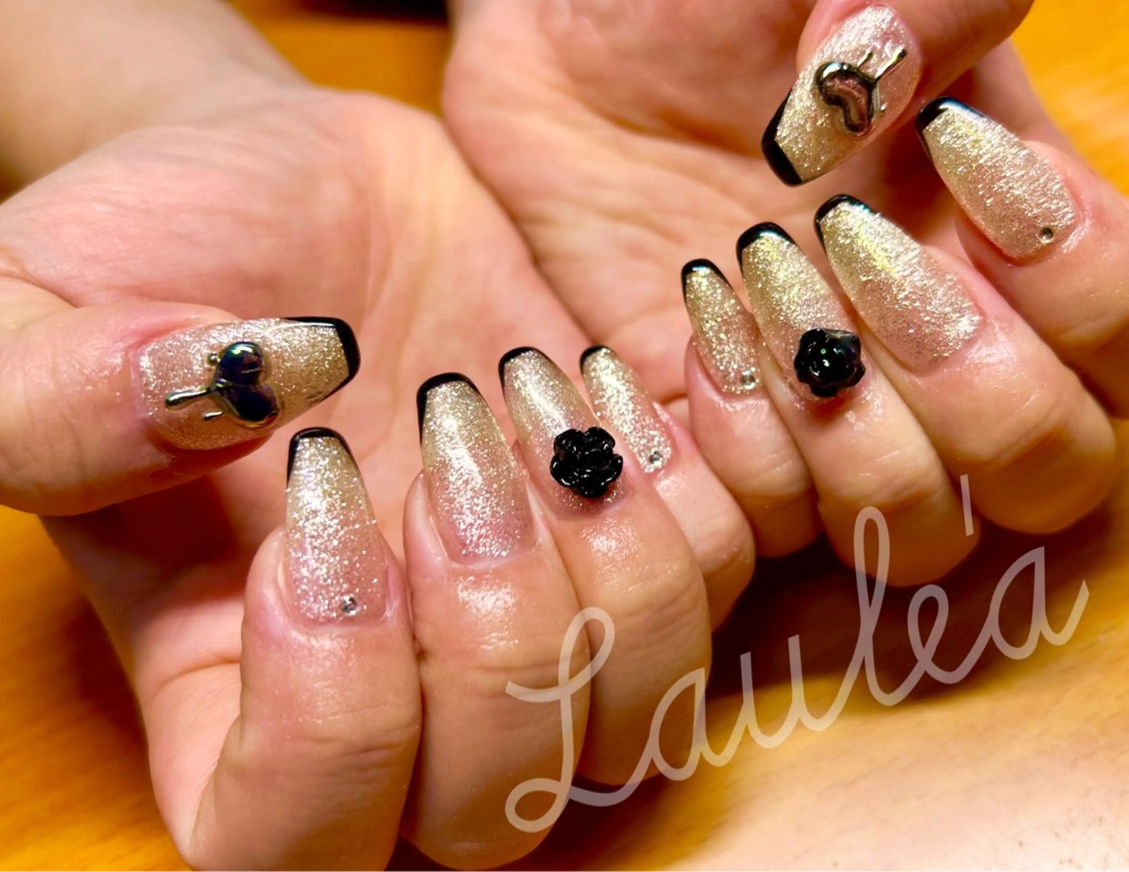 ネイル Laule'a ayaのネイルデザイン