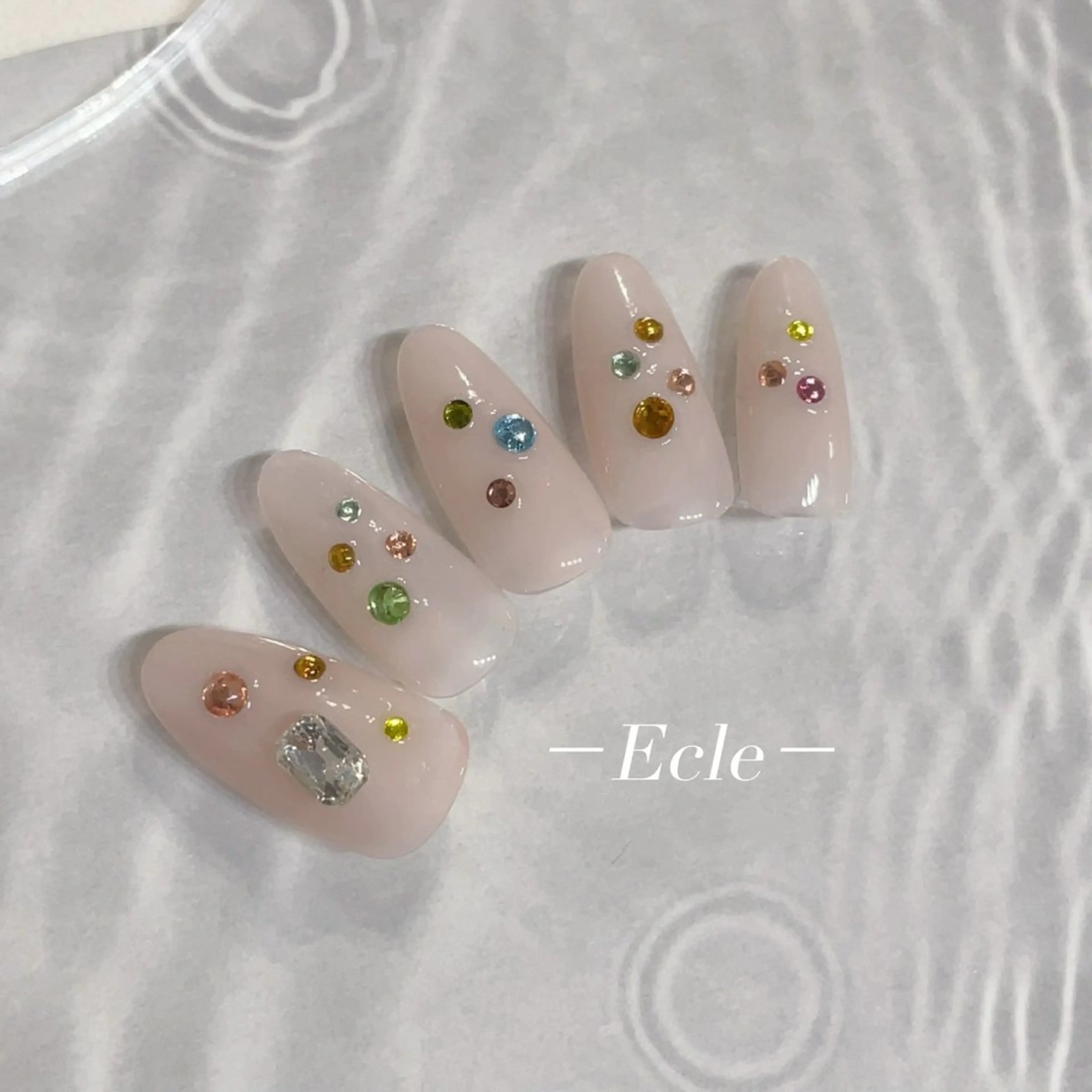 ネイル ハンドネイル Ecle MATSUDAの眉毛・アイブロウイメージ