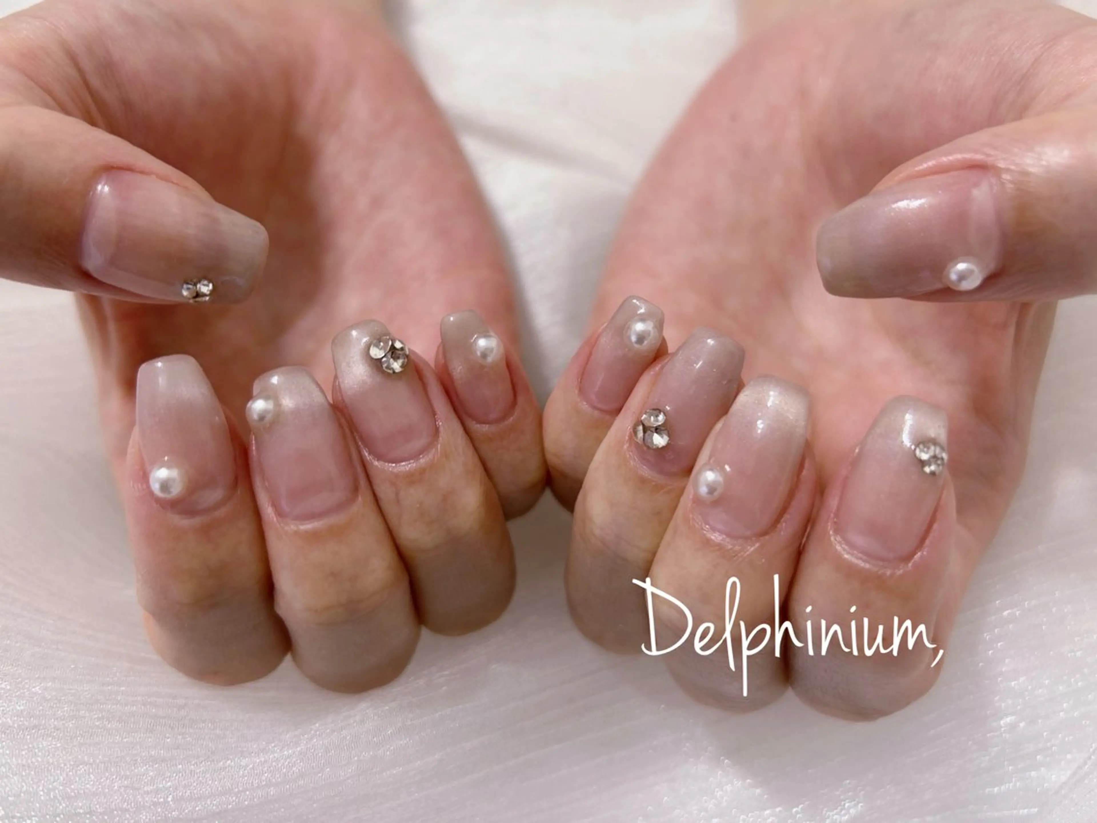 ネイル グラデーション マグネットネイル オフィスネイル 春ネイル ハンドネイル 岡本 友恵のネイルデザイン