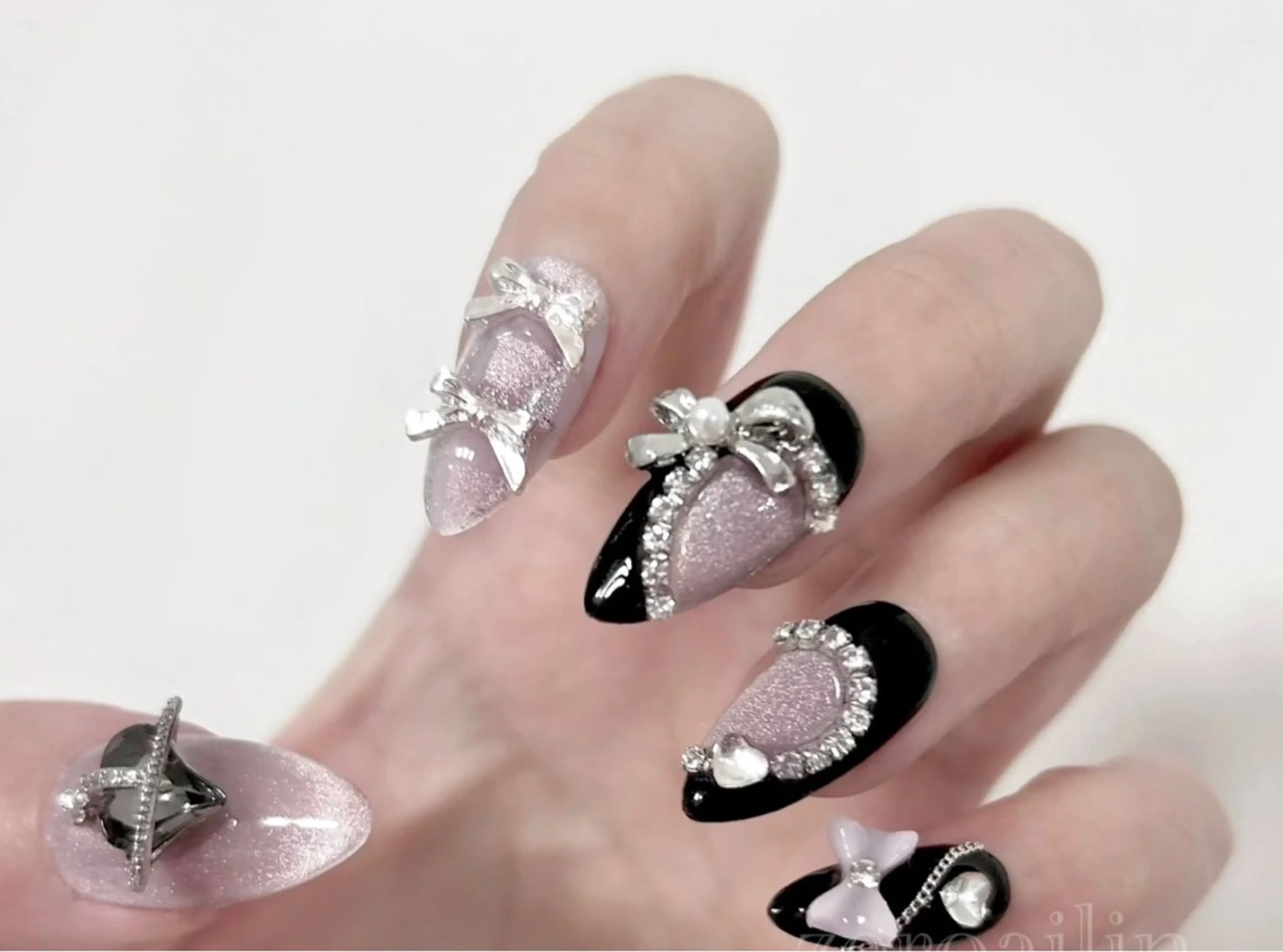 ネイル アートネイル オーロラネイル チークネイル フレンチネイル ガラスフレンチ 🎀🎀YooLi Nail Salonのネイルデザイン