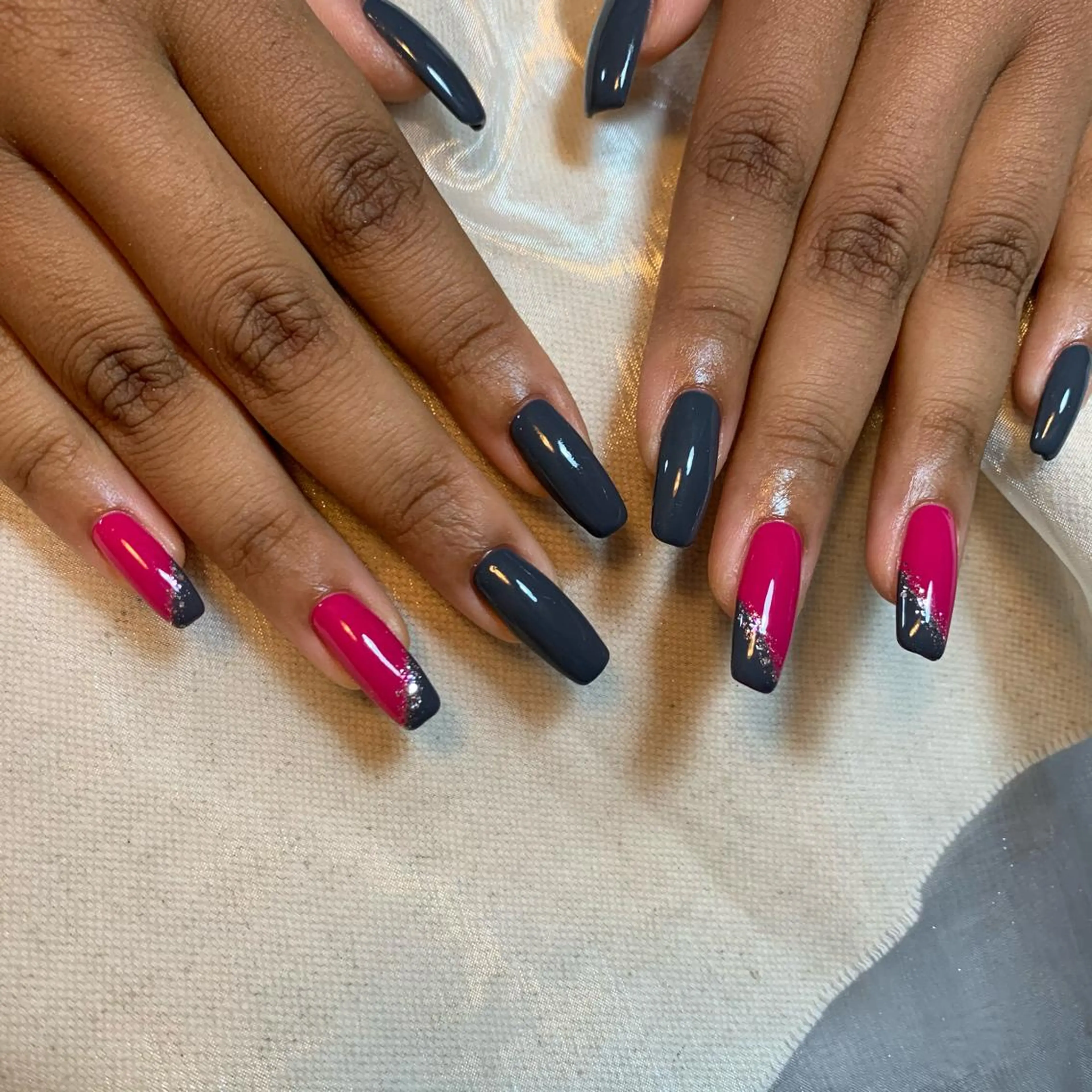 ネイル 持ち込み スカルプネイル repos~ルポ~所属・里見 麗のネイルデザイン