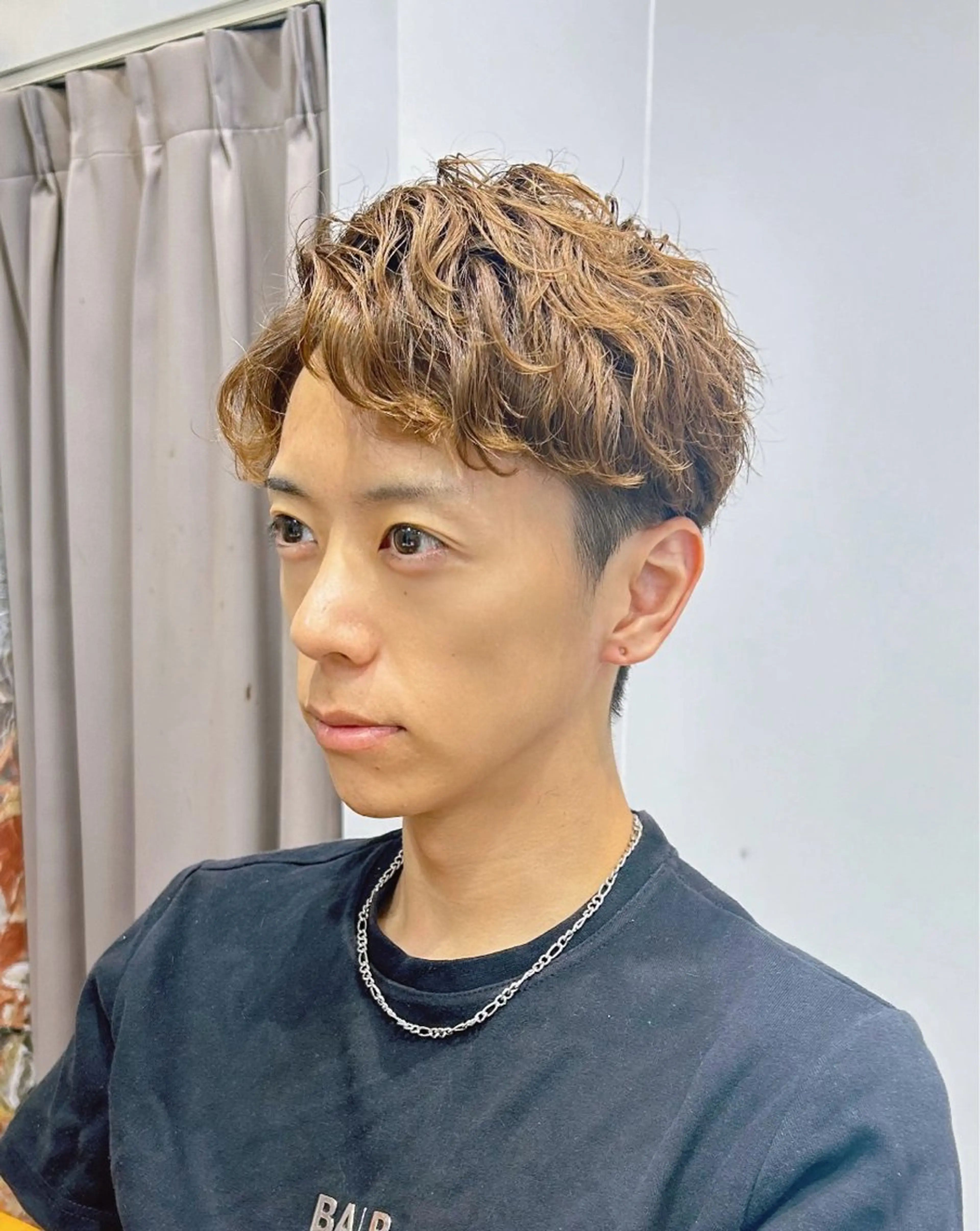 ショート メンズ ヘアカラー calna by ELMO  上ノ井のヘアスタイル