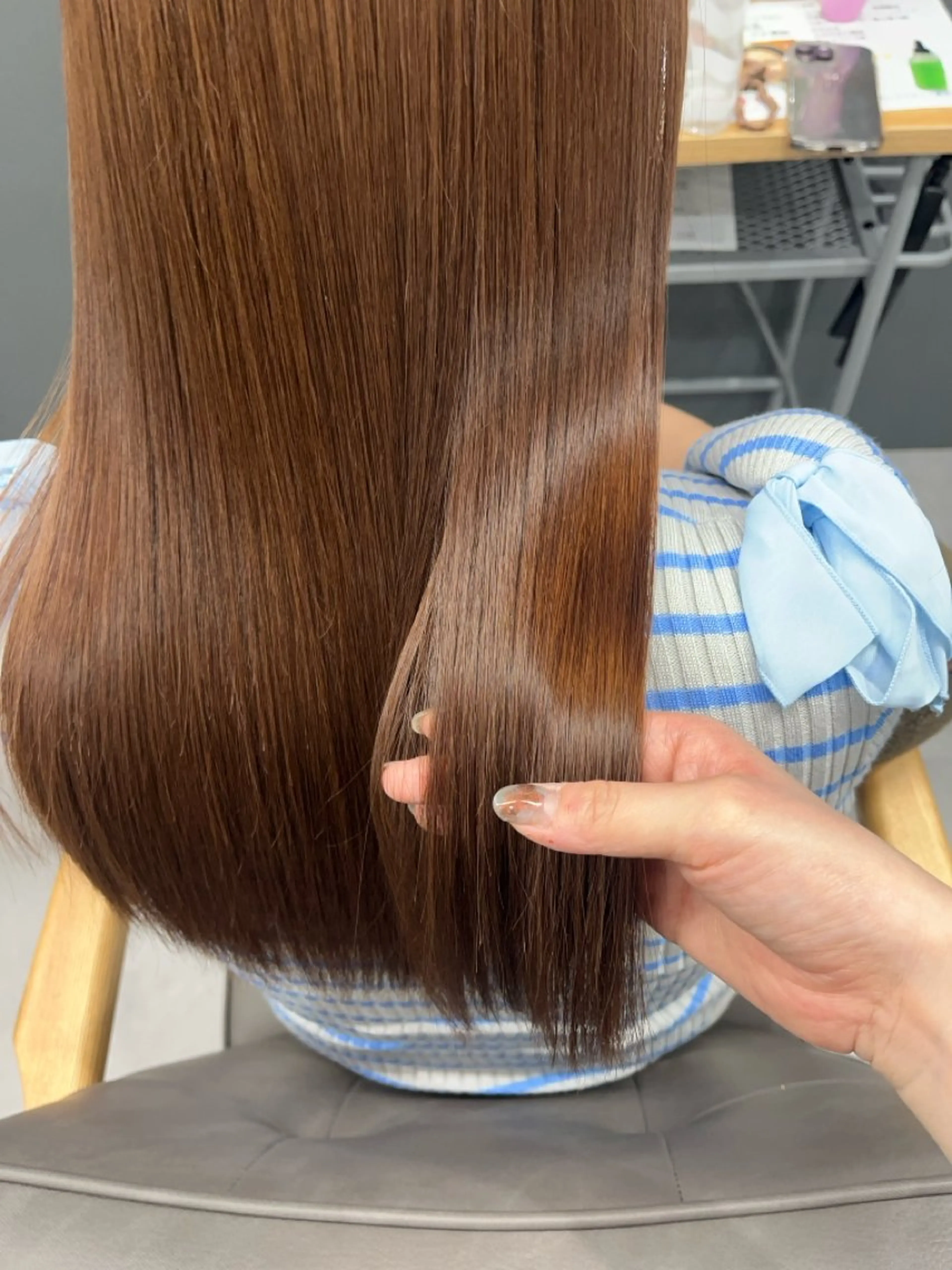 ロング カラー ルプラボウ 尾関　唯那のヘアスタイル