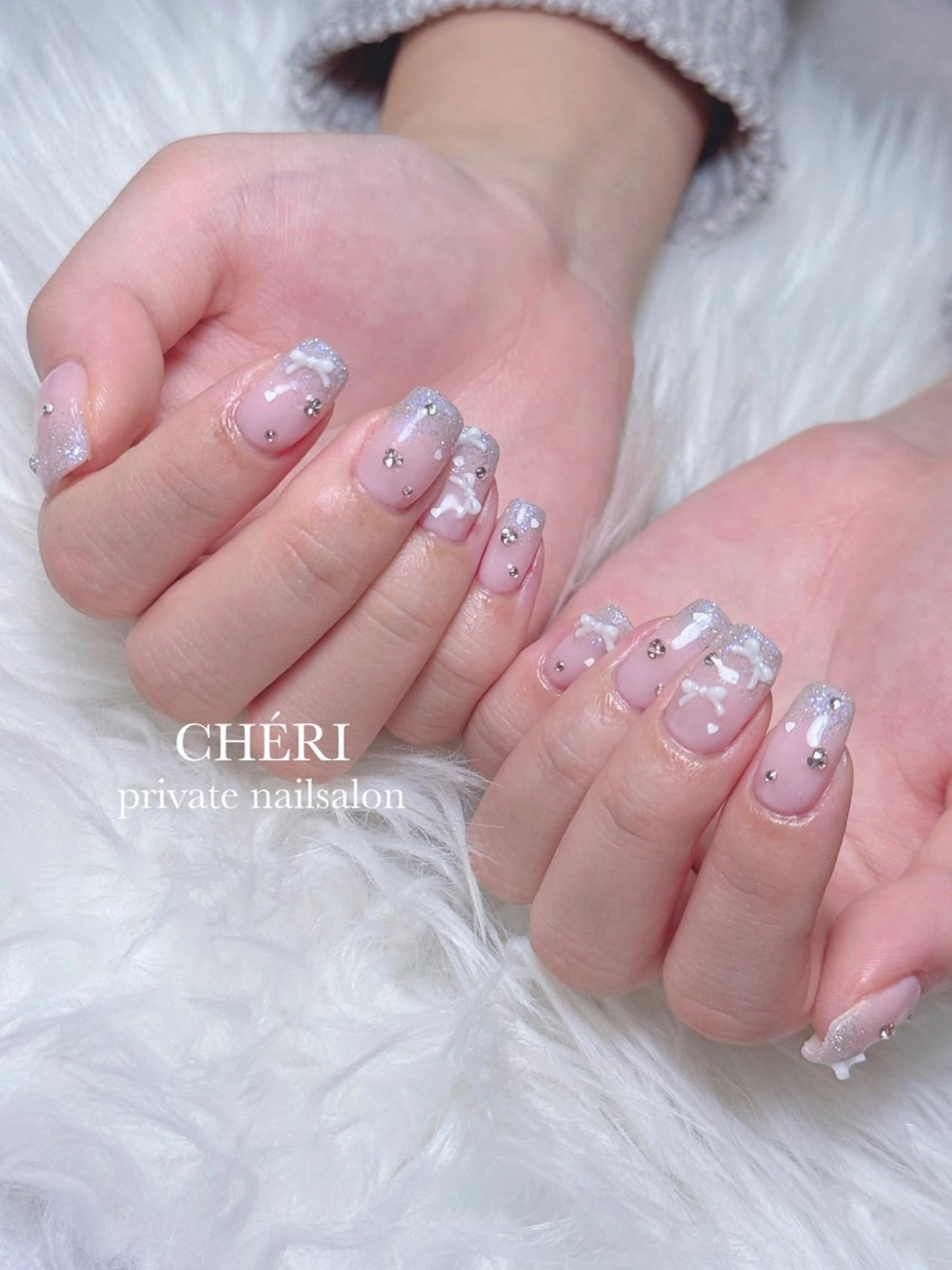 ネイル ハンドネイル フットネイル CHÉRI .のネイルデザイン