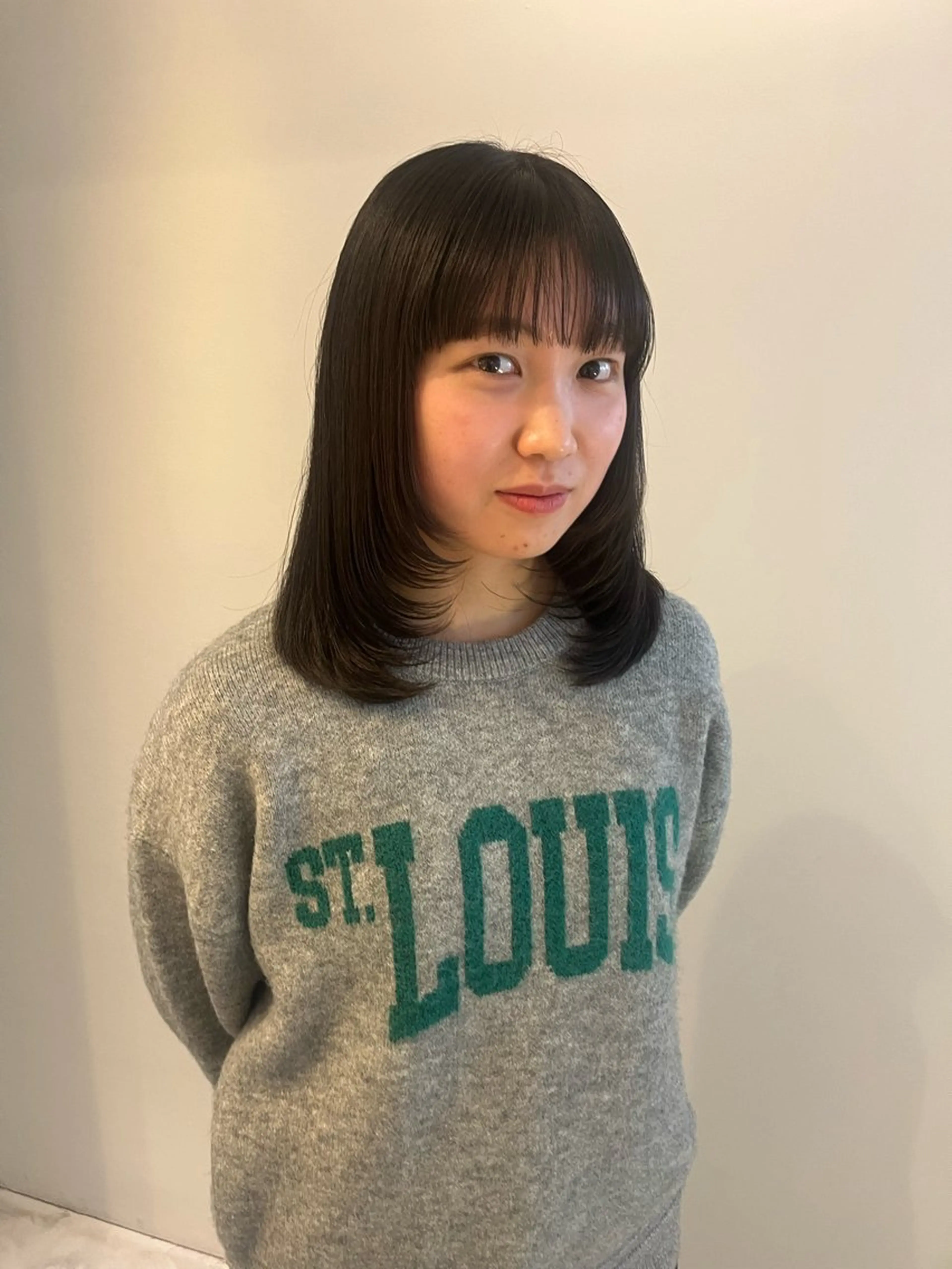 ミディアム レイヤーカット ALLYS 渋谷店所属・最高級の艶のある カラーmei🎨のヘアスタイル