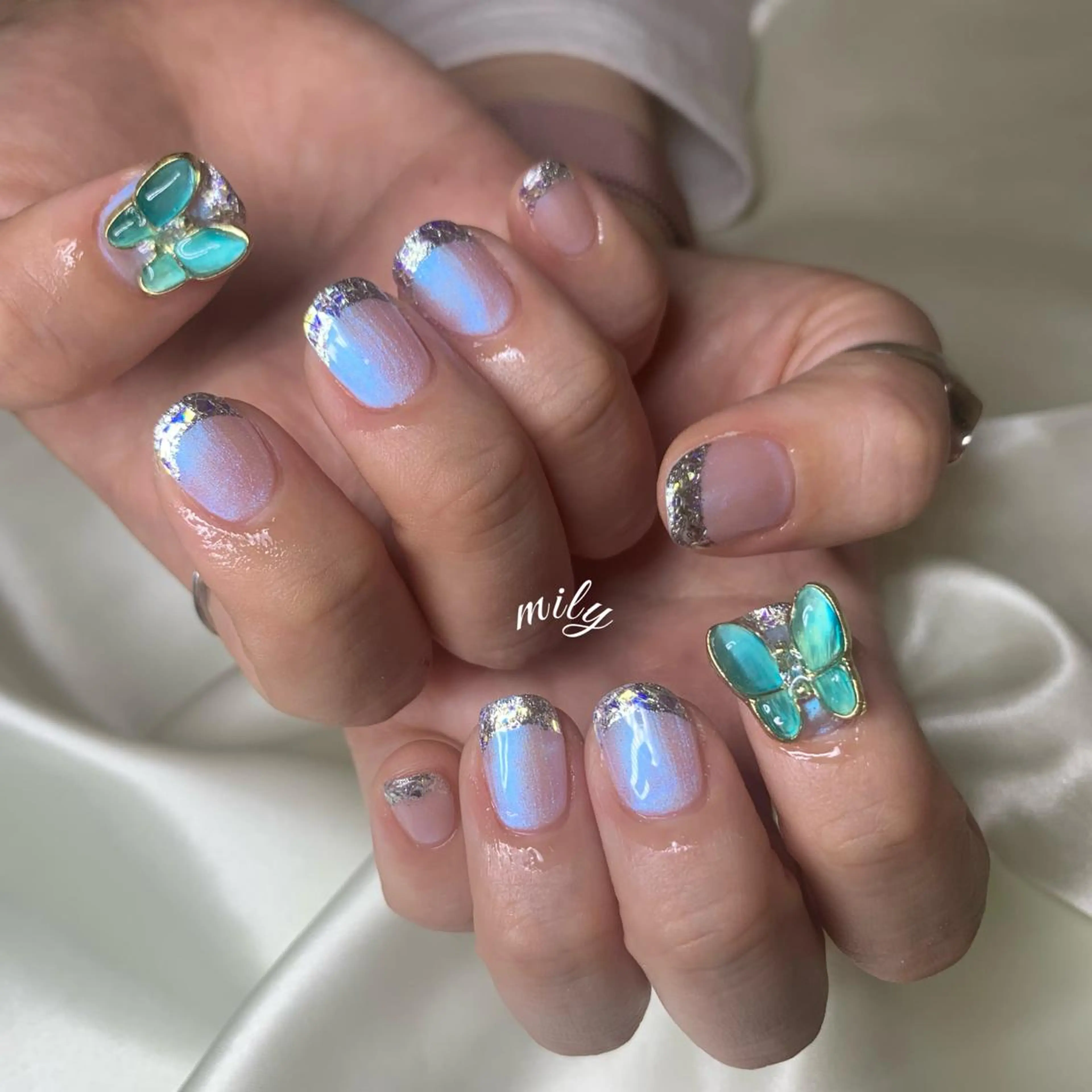 ネイル mily_harajuku所属・韓国ネイル☁️ haruna🌛のネイルデザイン