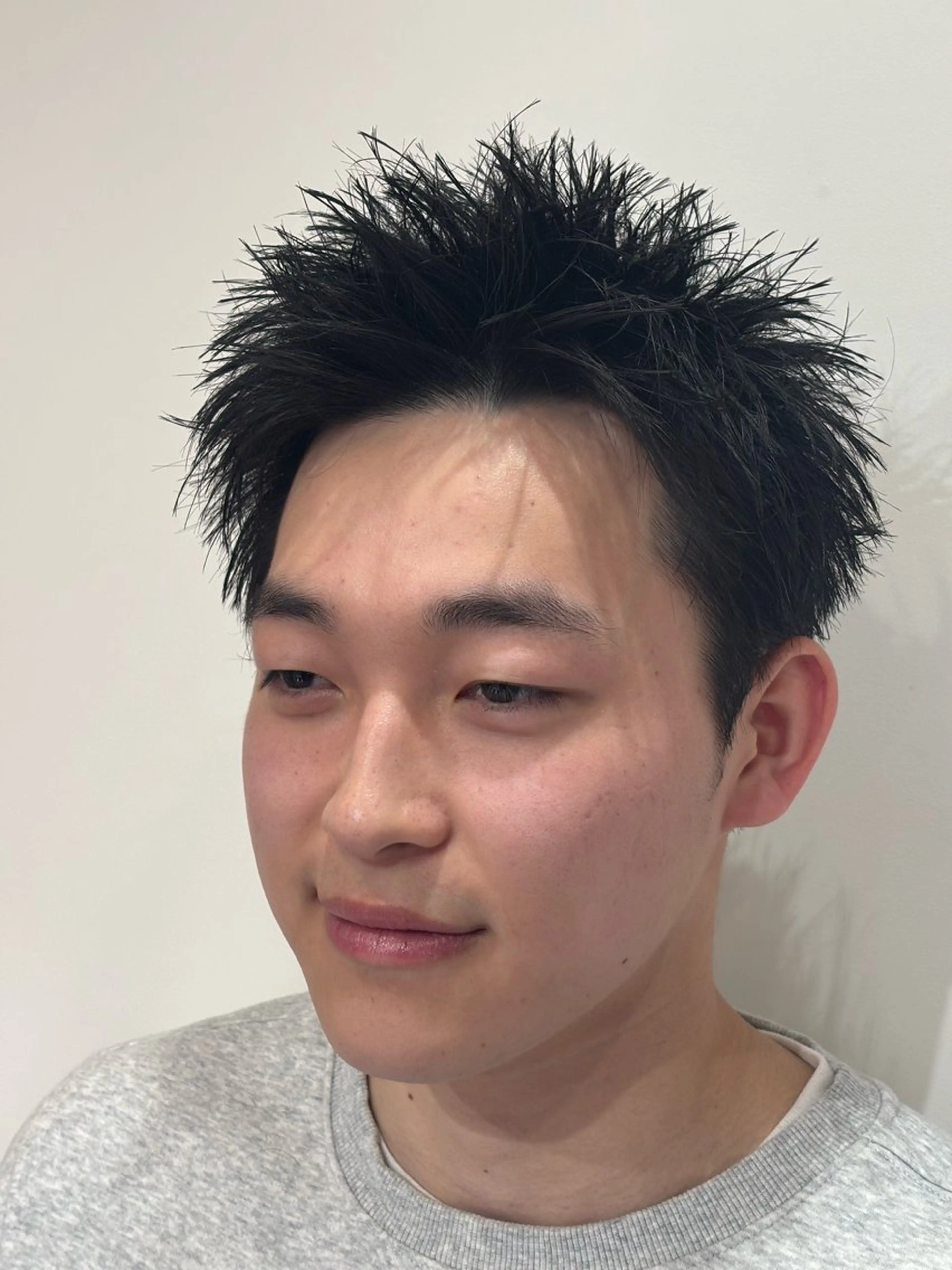 ショート メンズ メンズショート スパイキーショート ショートヘア カット トリートメント 【店長】メンズ職人 短髪　ハイトーン🔥のヘアスタイル