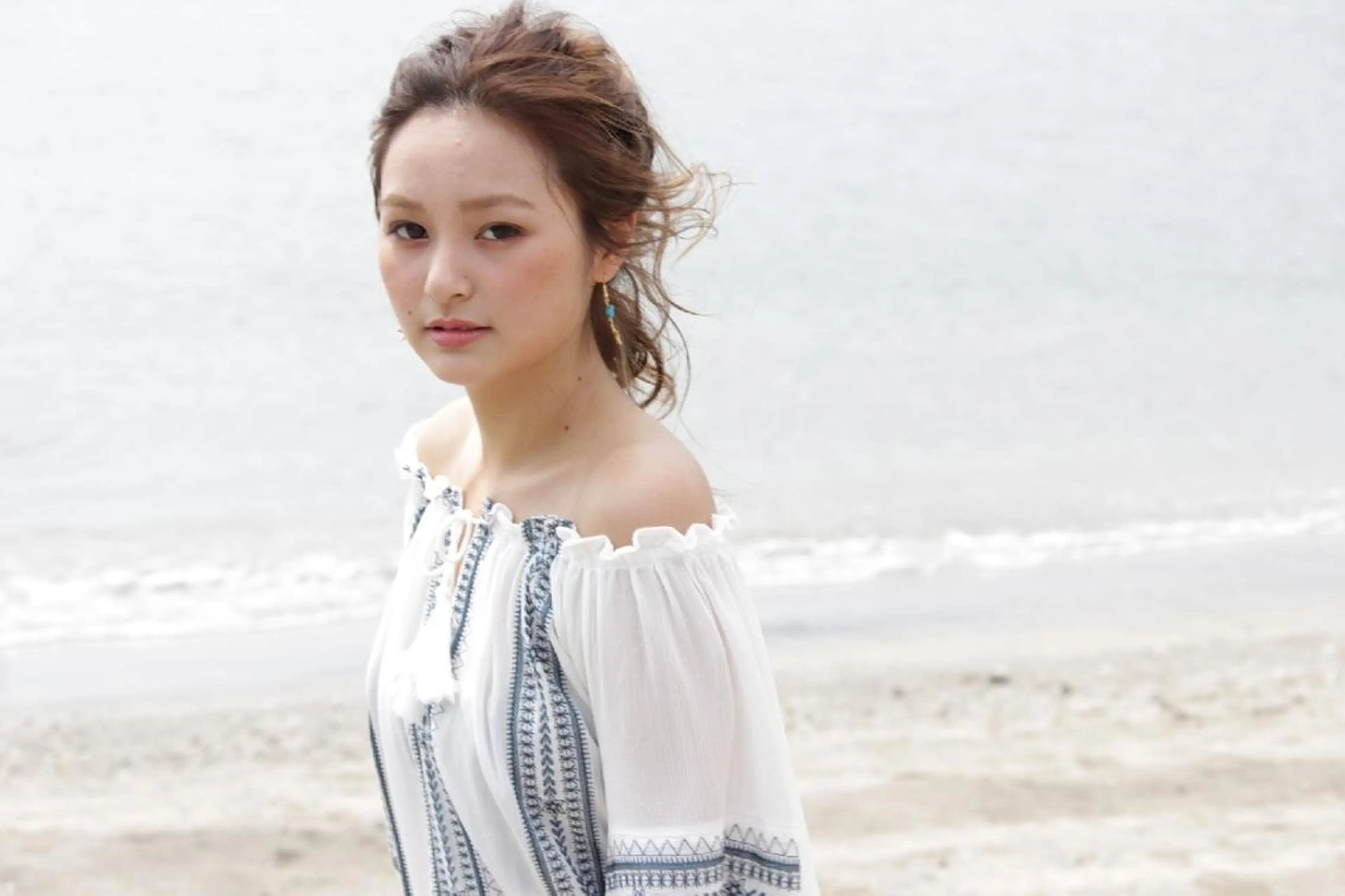 ミディアム ヘアアレンジ カラー マツエク・マツパ ネイル パーマ カット ヘアカラー お得💮全メニュー 🎊30%Off🎉のヘアスタイル