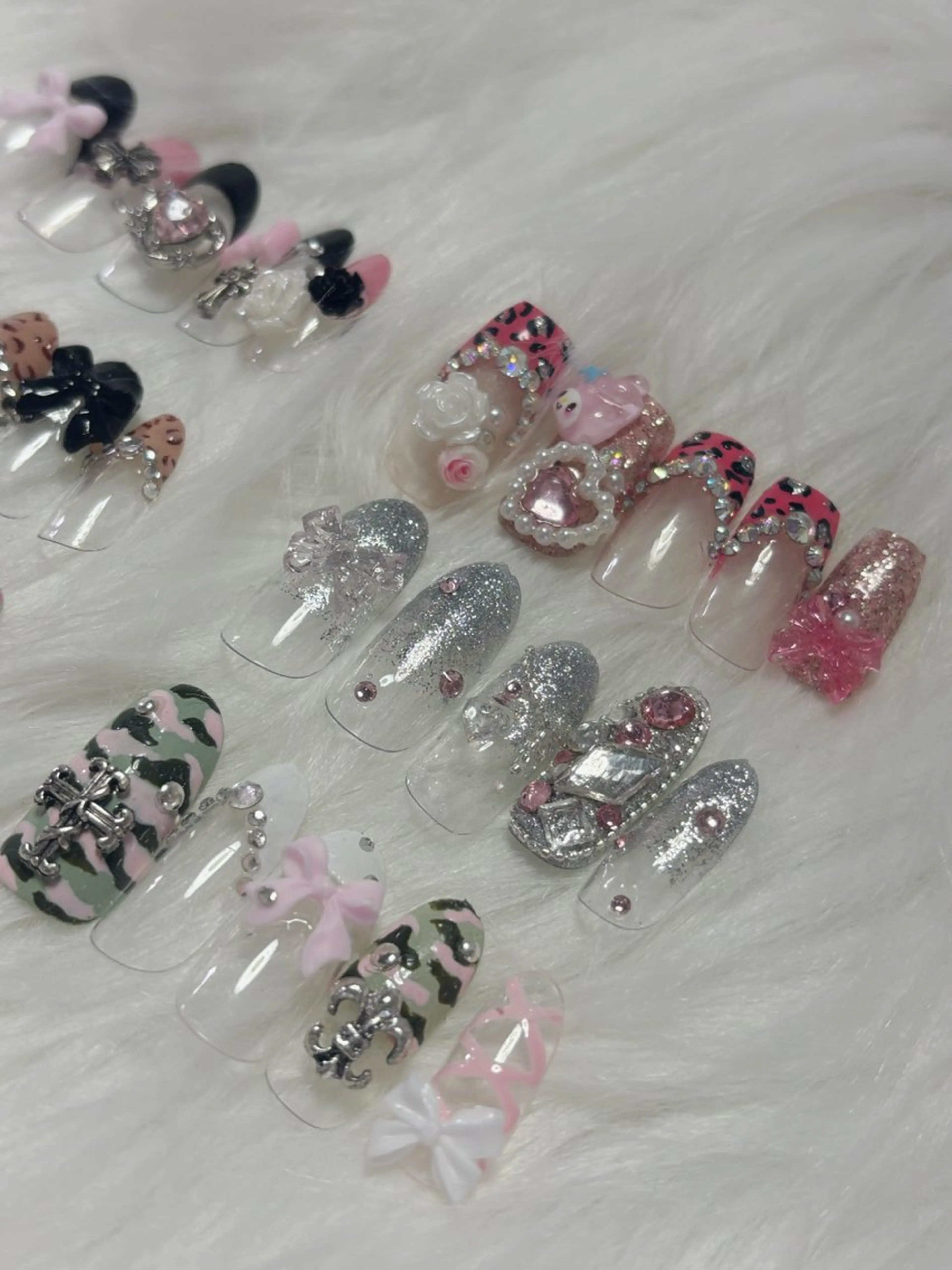 mauvelynail所属・mauvely モアナのネイルデザイン