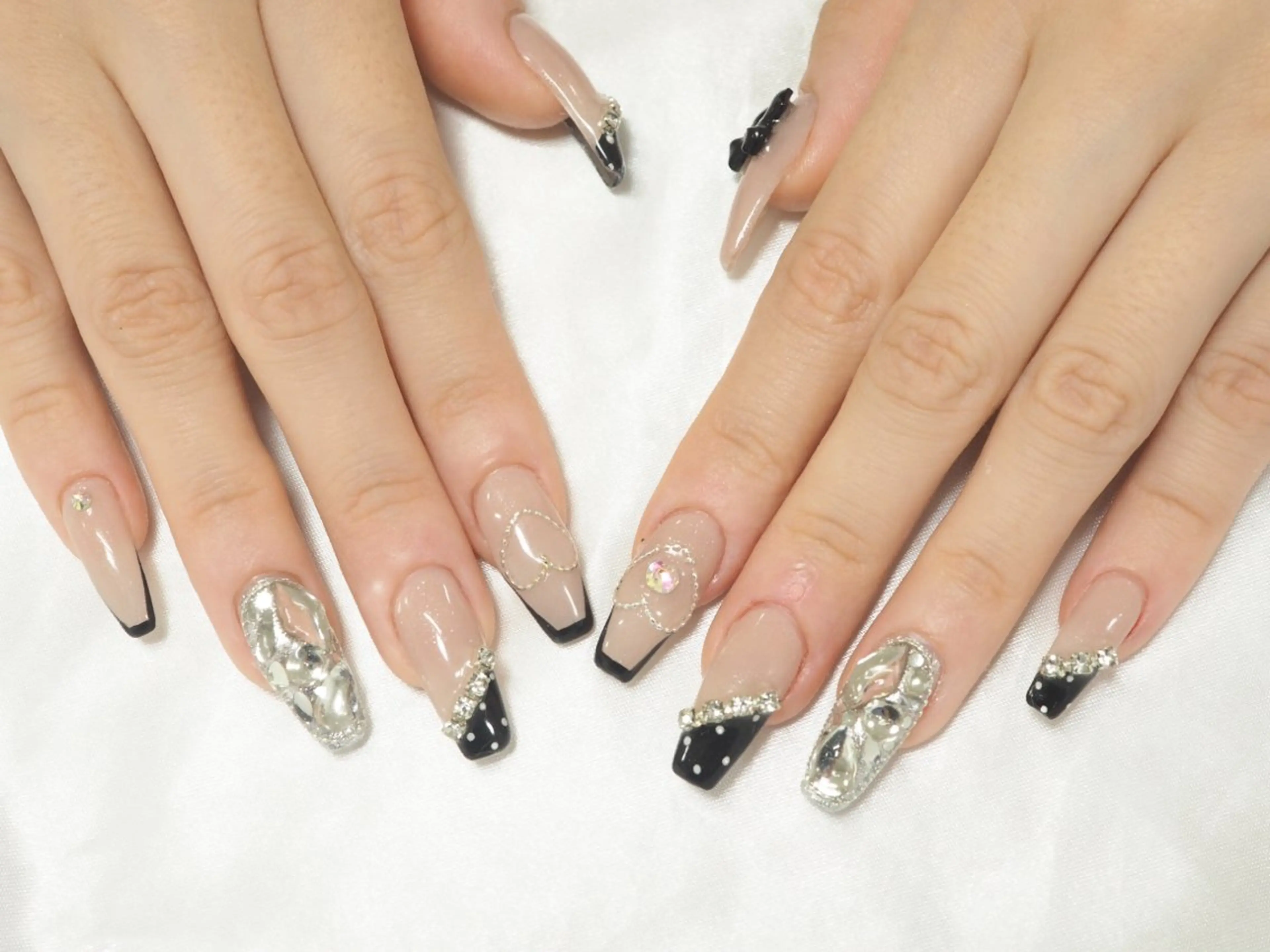 ネイル 魚谷 日菜のネイルデザイン