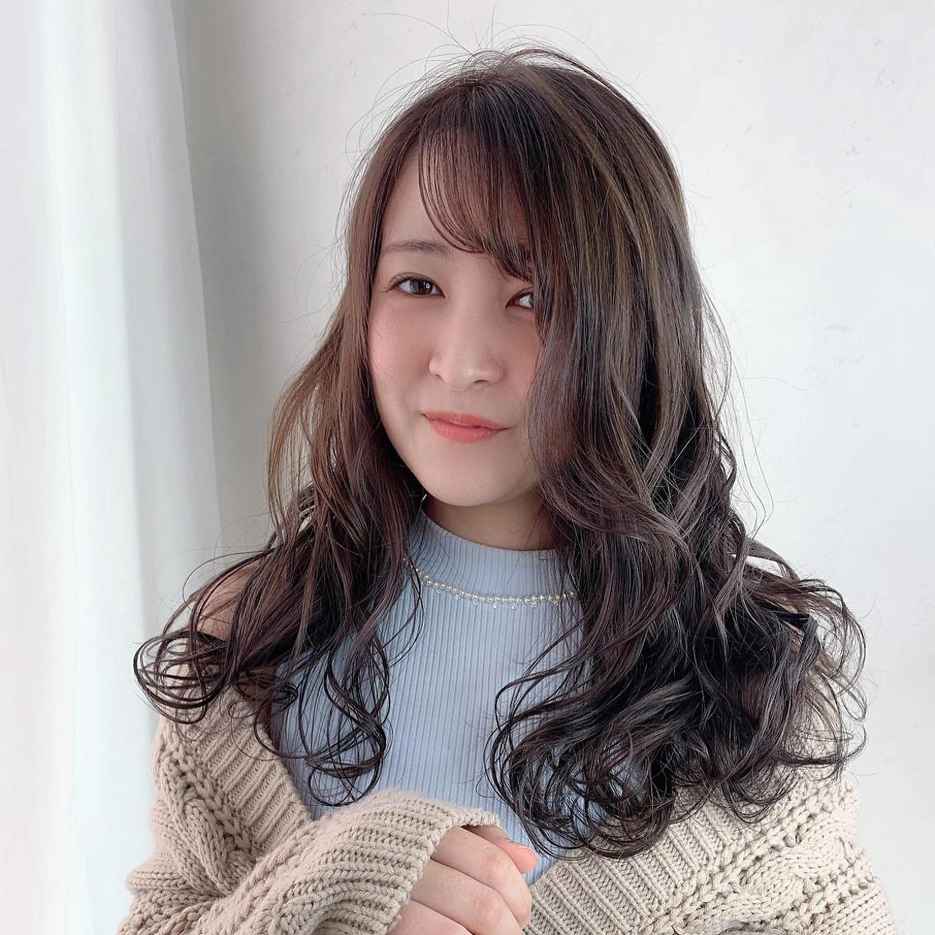 期間限定世界一の９４%ダメージを抑えたファイバープレックス使用！外国人風Ｗカラー（ブリーチ１回＋ワンカラー）の写真