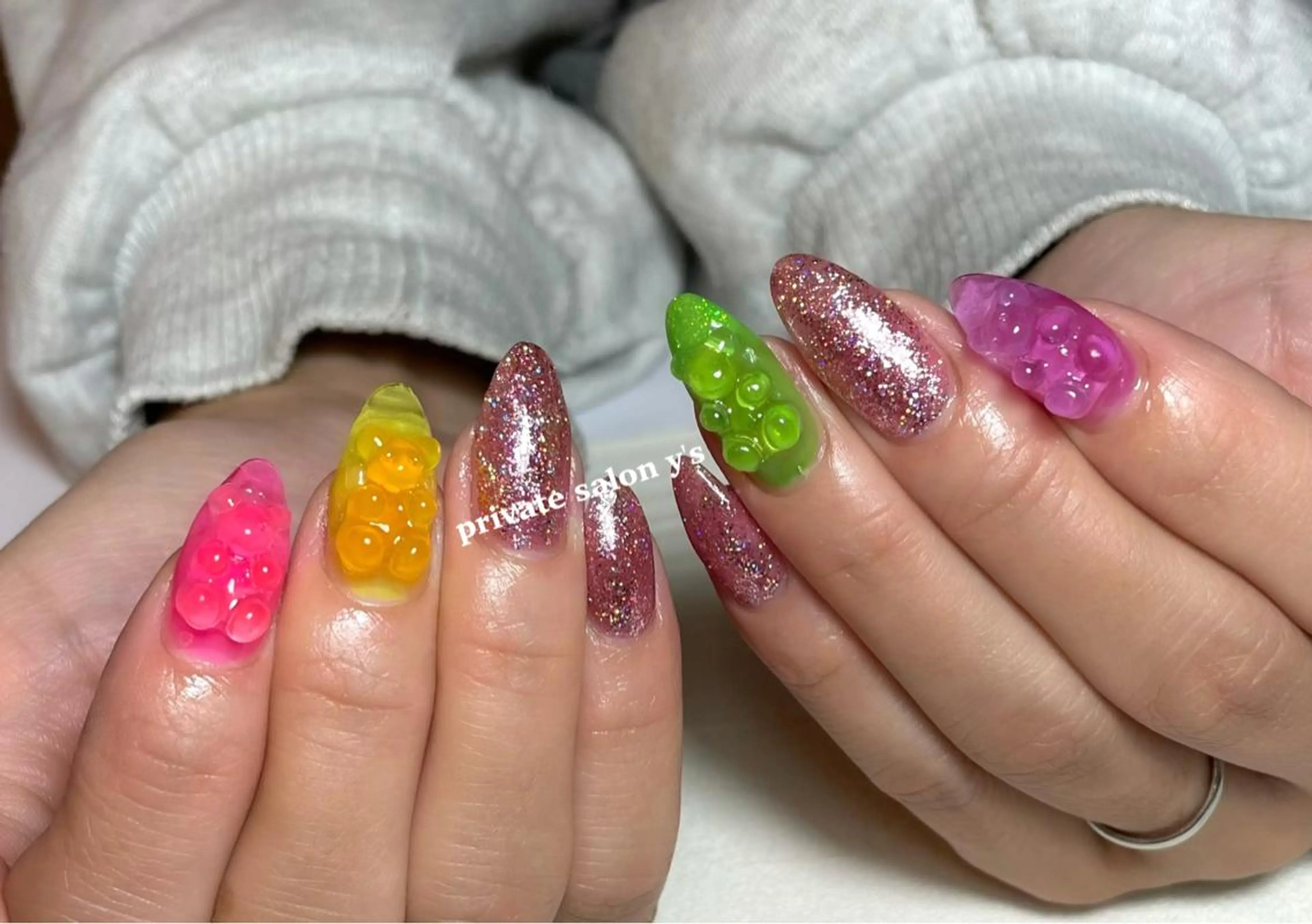 ネイル y' sのネイルデザイン