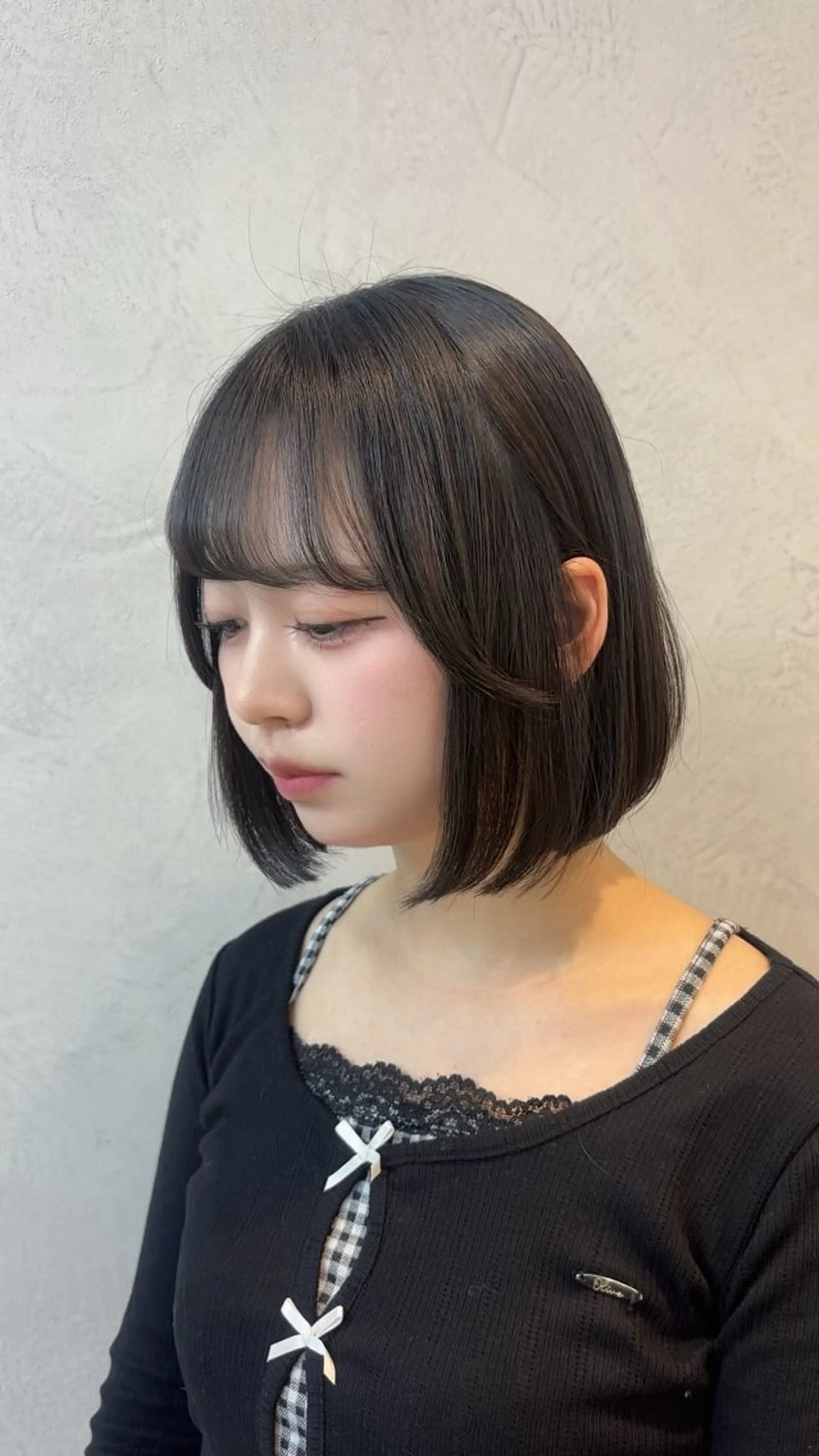 ミディアム ボブ 顔まわりレイヤー 顔周りカット レイヤーカット カット ヘアカラー ️🫧中島遼香🫧 Ess🪽髪質改善のヘアスタイル