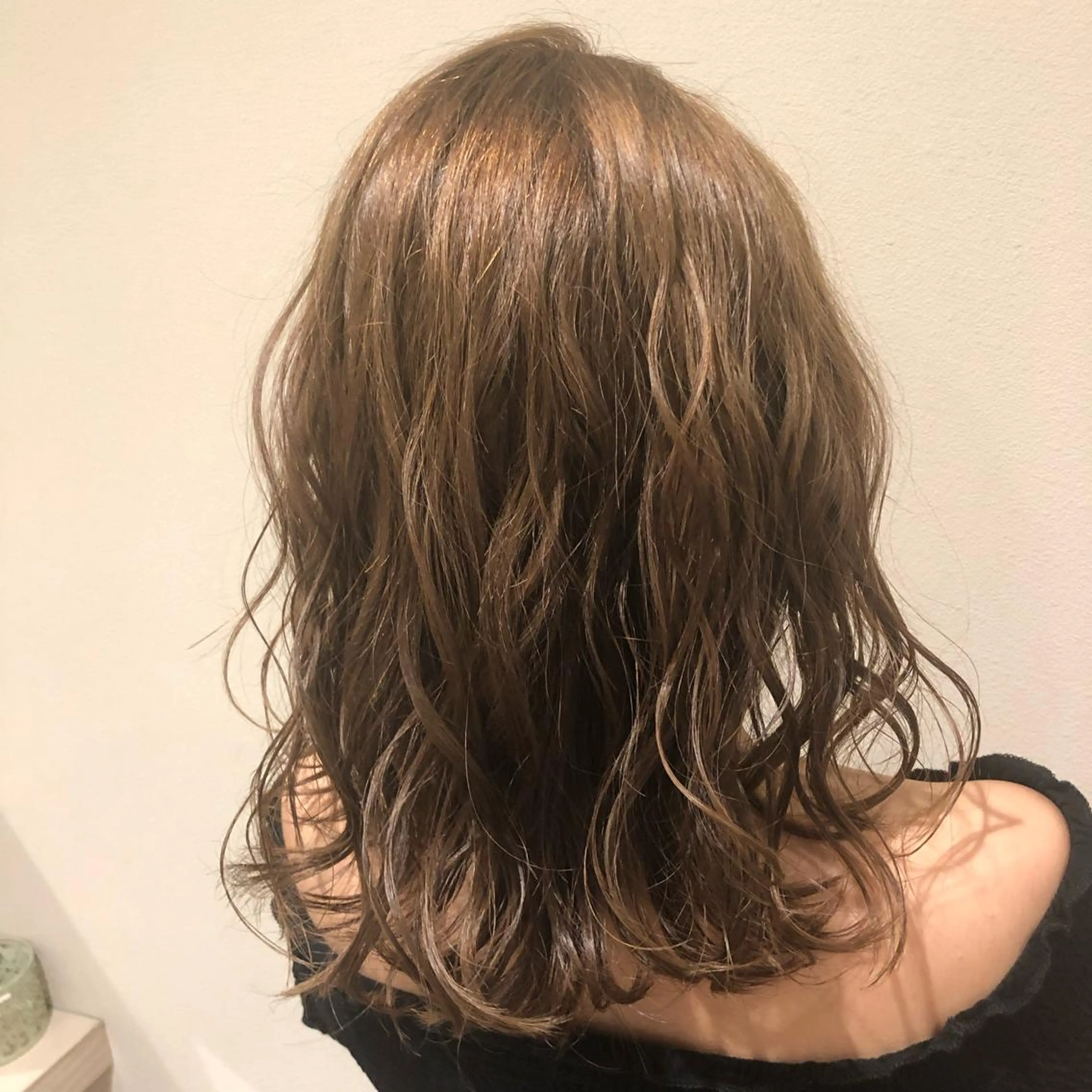 ミディアム カラー ベージュカラー ブリーチ ブリーチなしカラー レイヤーカット/ボブ /縮毛矯正✨大輝のヘアスタイル