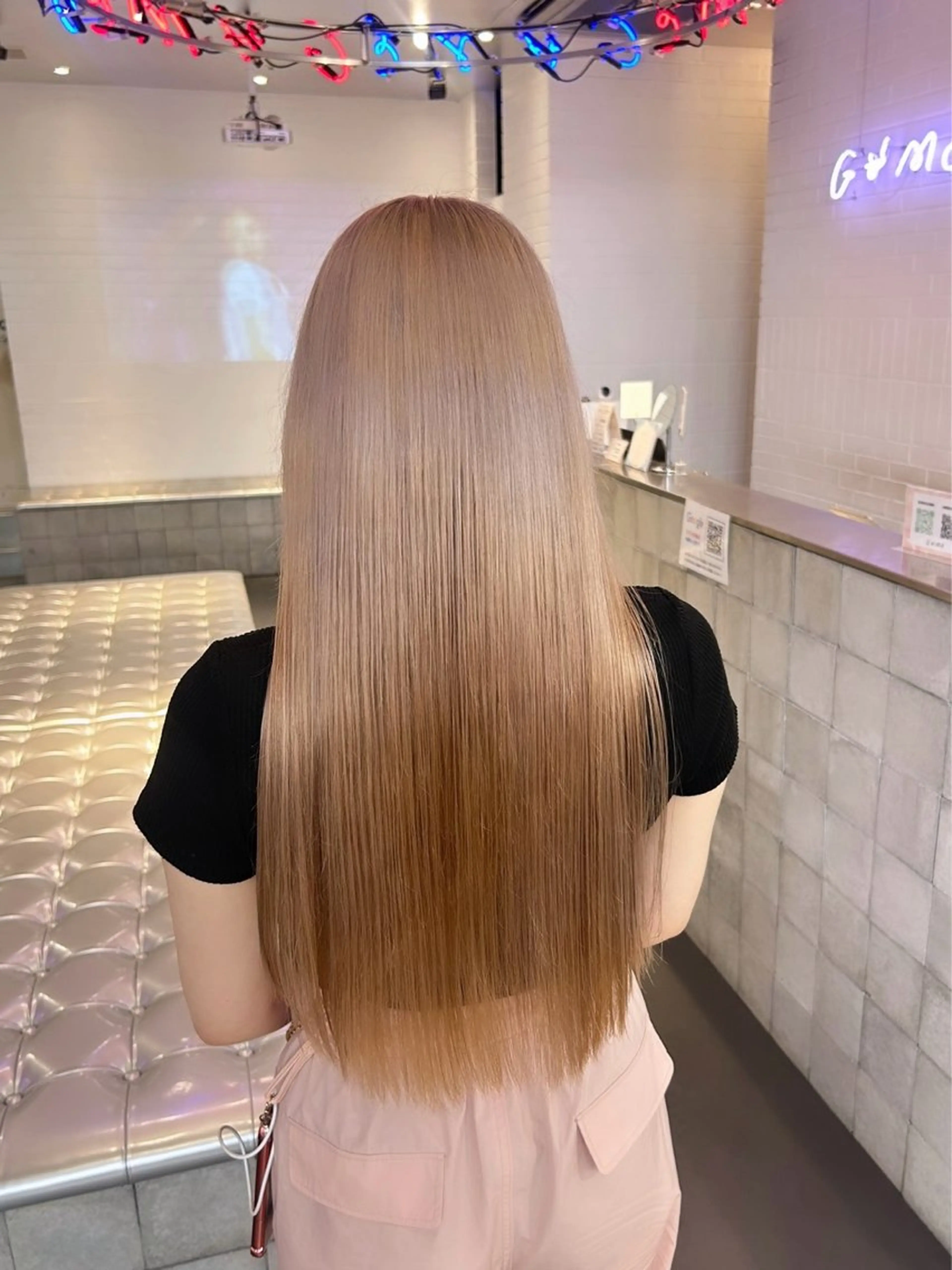 ロング ボブ エクステ 外国人風カラー 卒業式のヘアスタイル レイヤーカット ヘアカラー トリートメント MiRI💜地毛級 エクステ✖似合わせ技のヘアスタイル