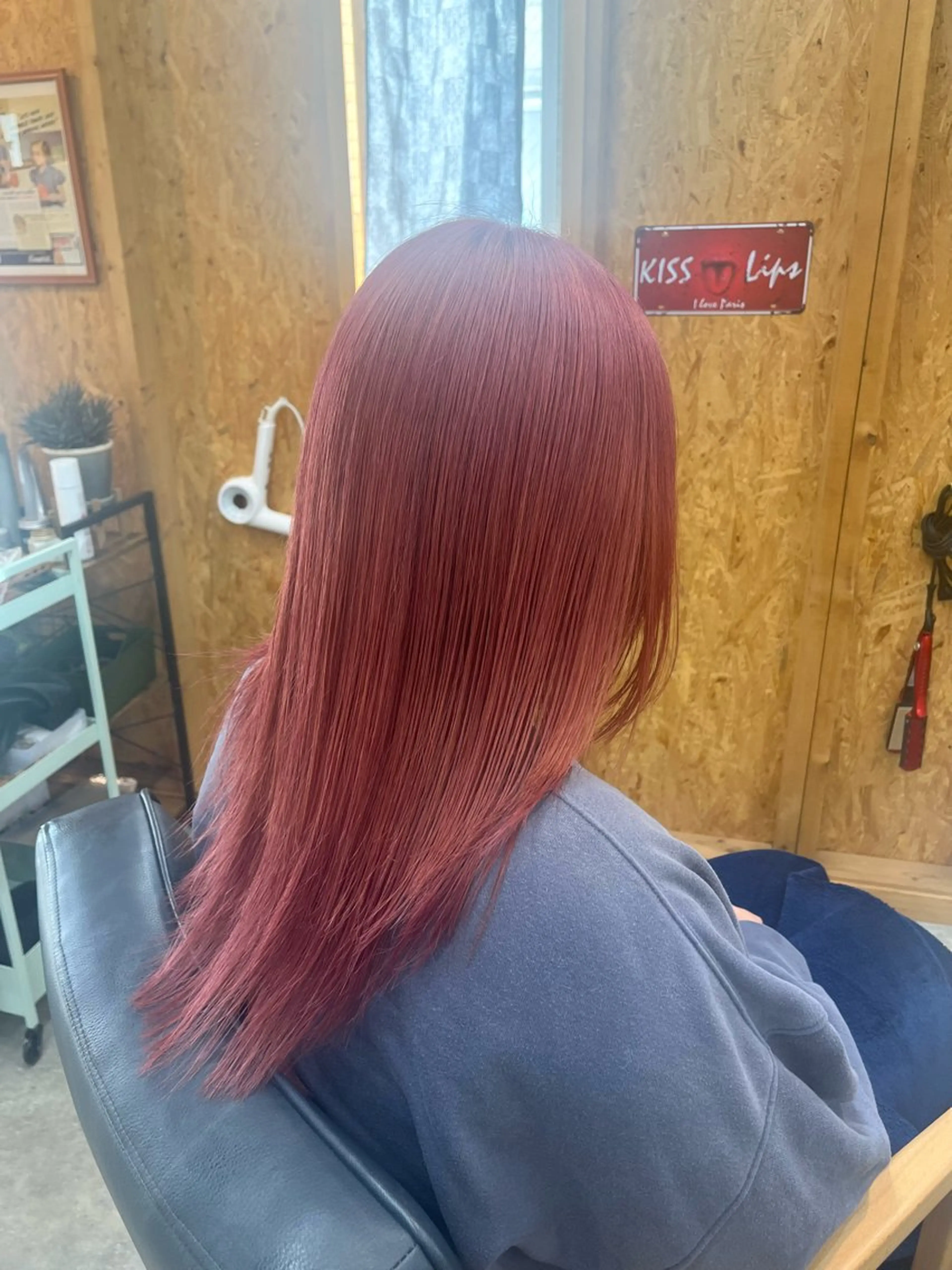 セミロング カラー ブリーチ ピンクカラー まろみ暖色× chia🕯のヘアスタイル