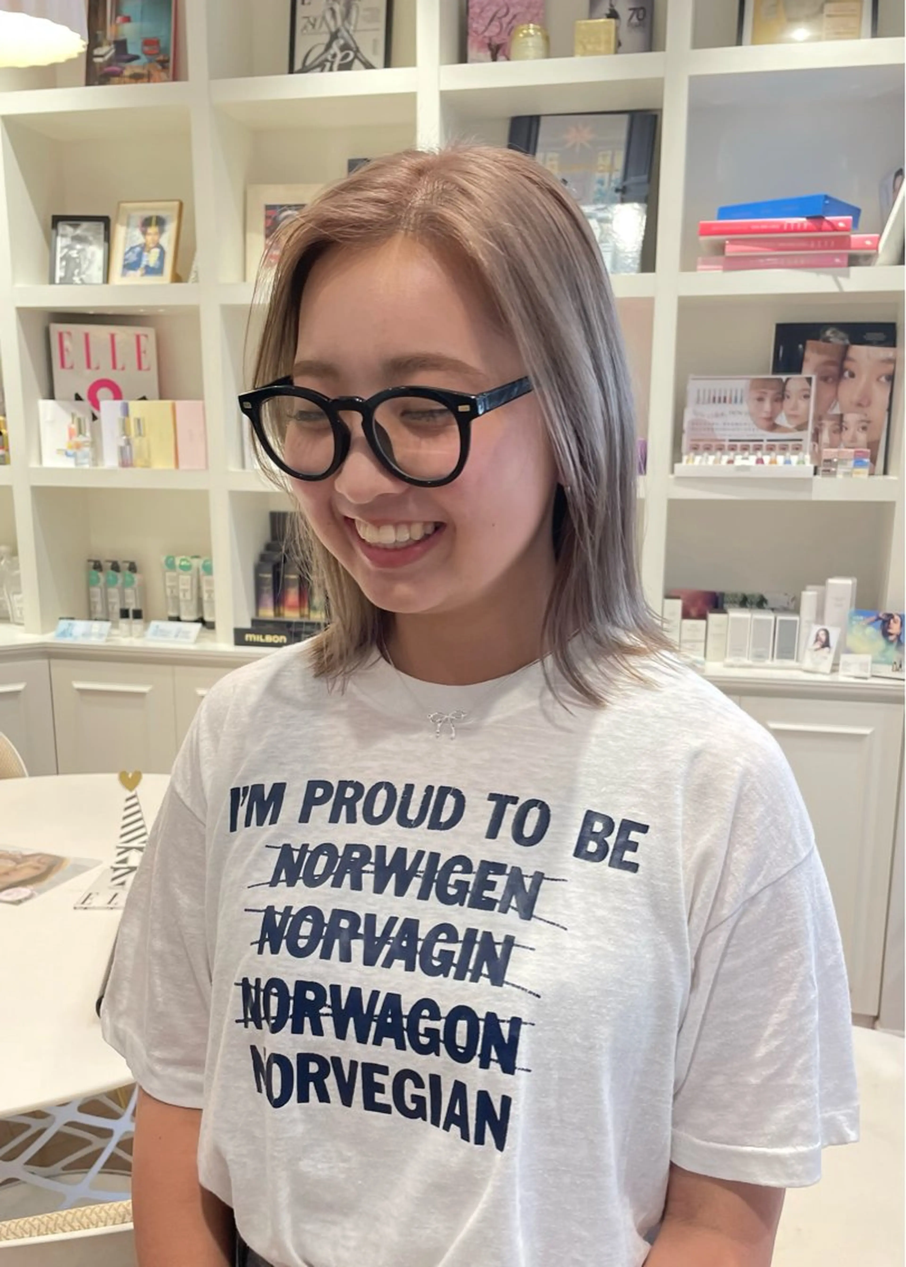 ミディアム カラー カット ヘアセット ELLE salon サエのヘアスタイル