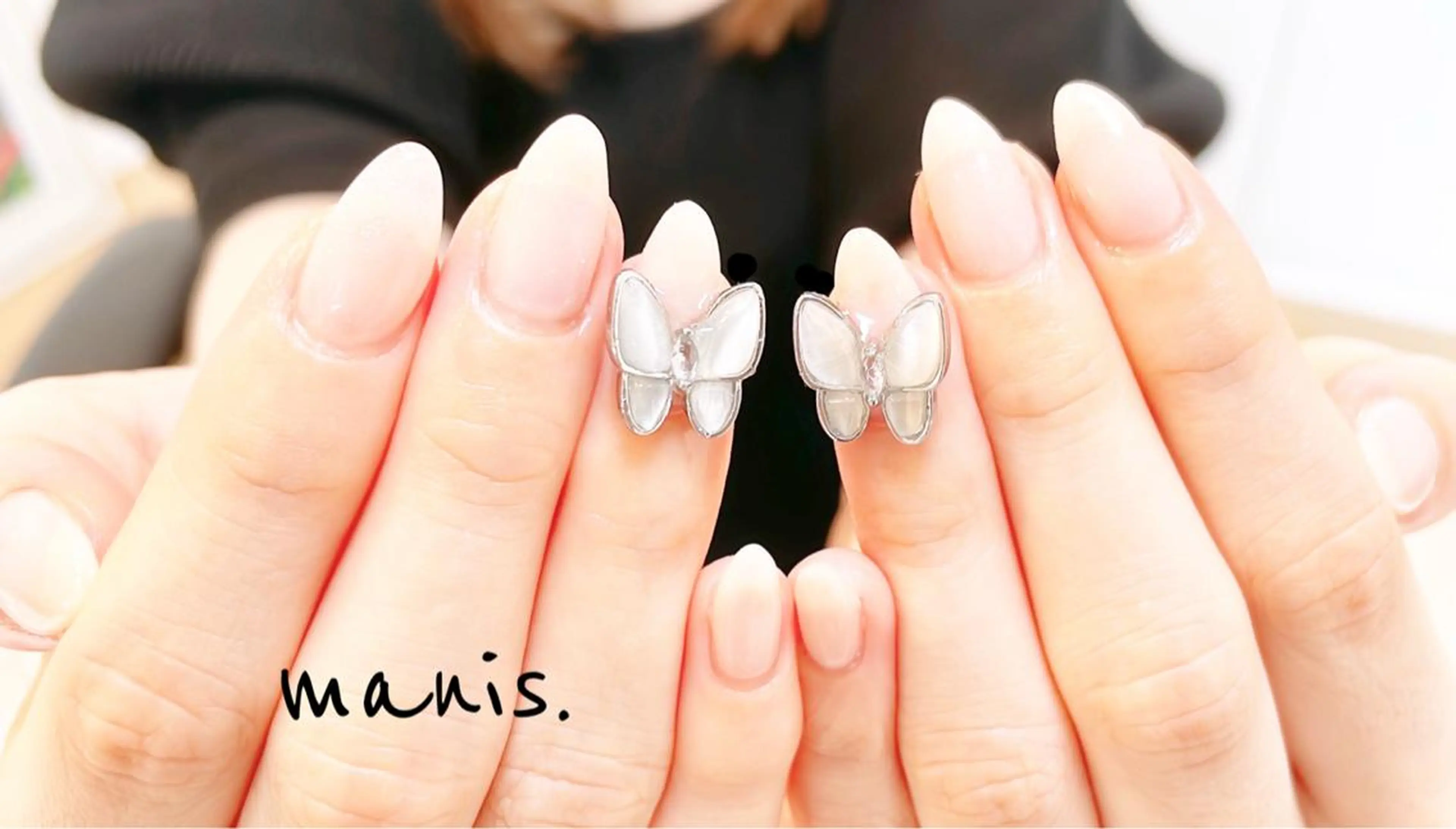 ネイル manis .のネイルデザイン