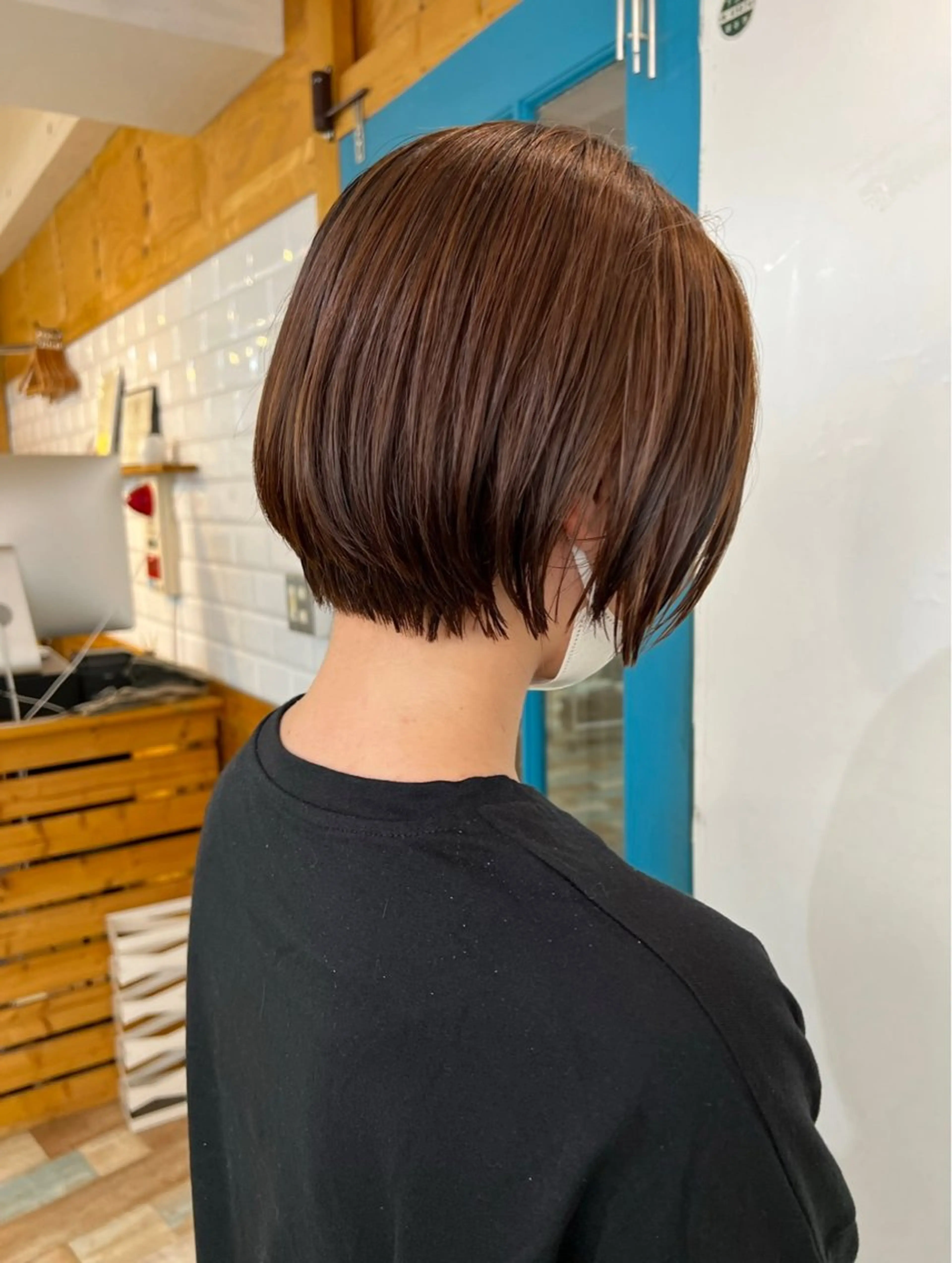 ショート カラー ショートボブ ベージュカラー ボブ ショートヘア KANA/ボブ/ インナーカラー/艶髪のヘアスタイル