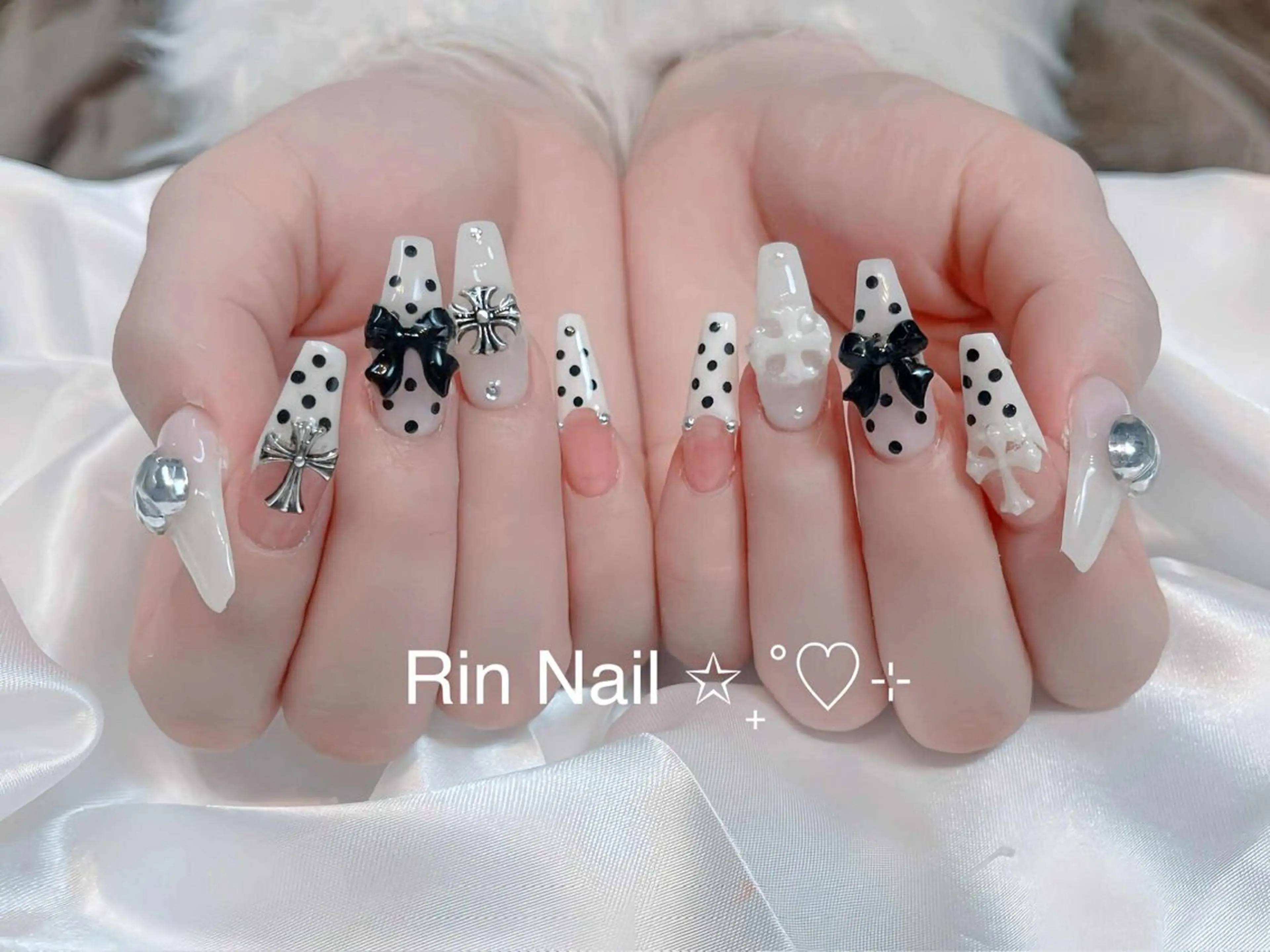 ネイル ハンドネイル ハンドケア リサネイルサロン所属・リサ ネイルサロンのネイルデザイン