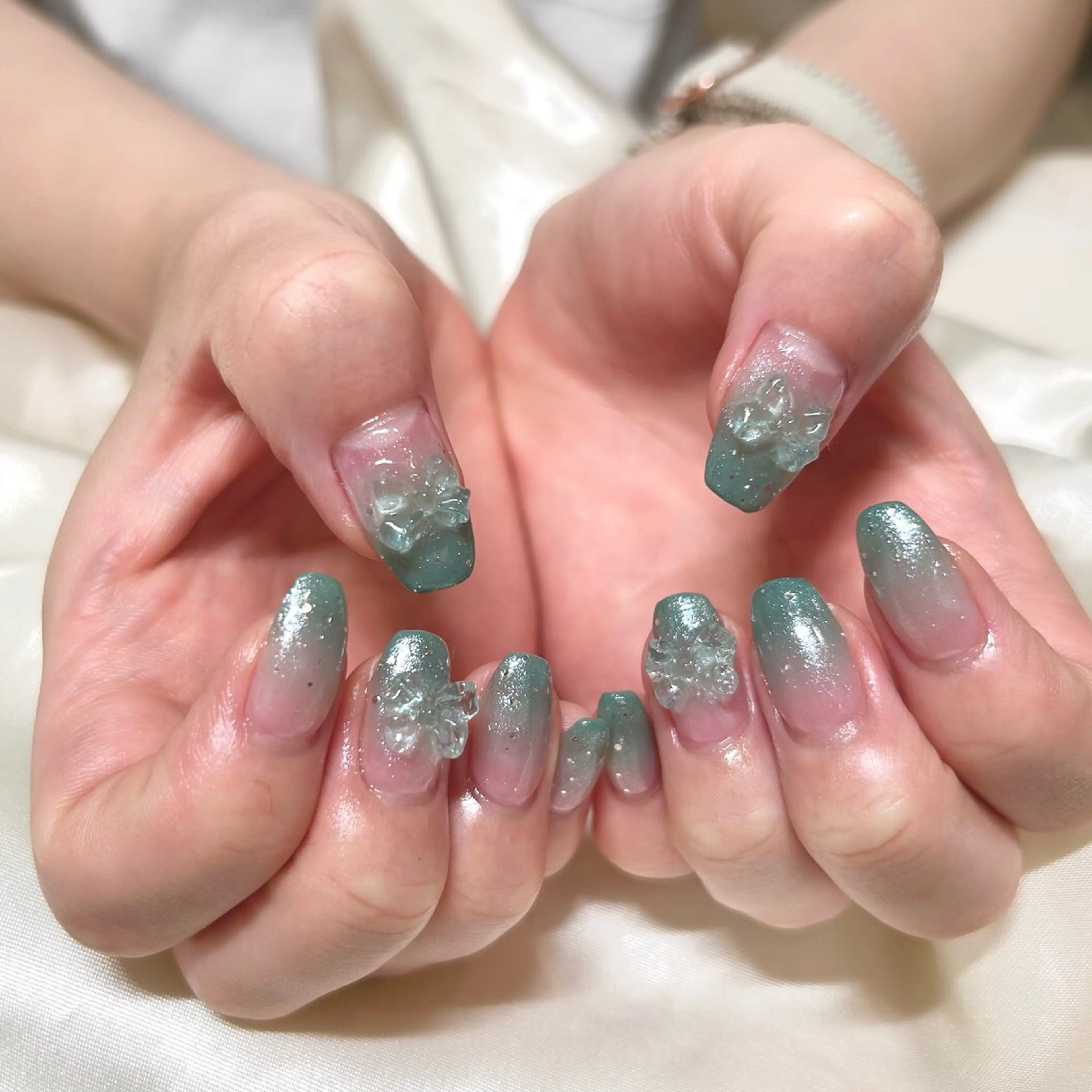 ネイル 長瀬 瑠霞のネイルデザイン