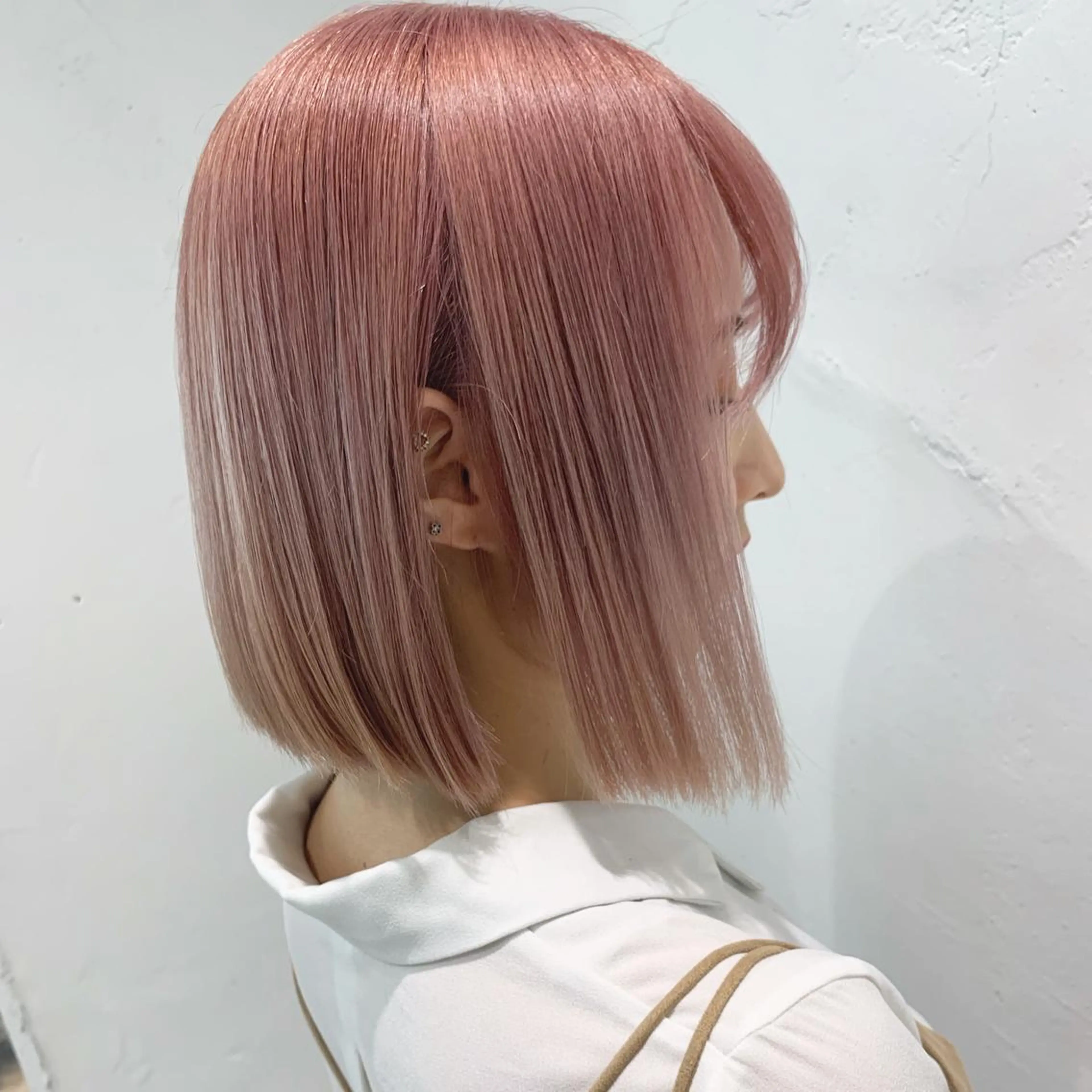 ショート カラー 酸性ストレート・ メンズ  三原 楊子のヘアスタイル