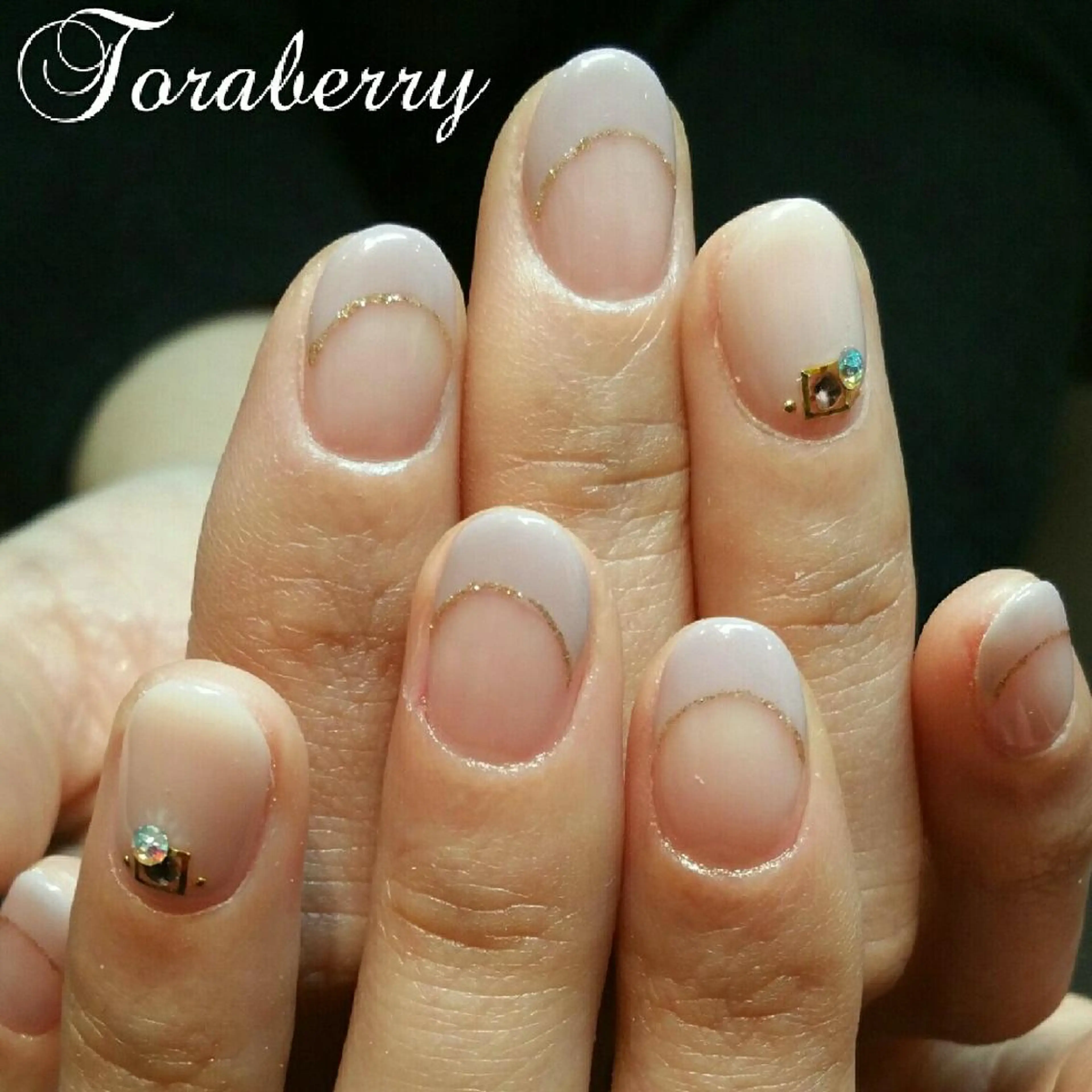 ネイル フレンチネイル ネイリスト なつみのネイルデザイン