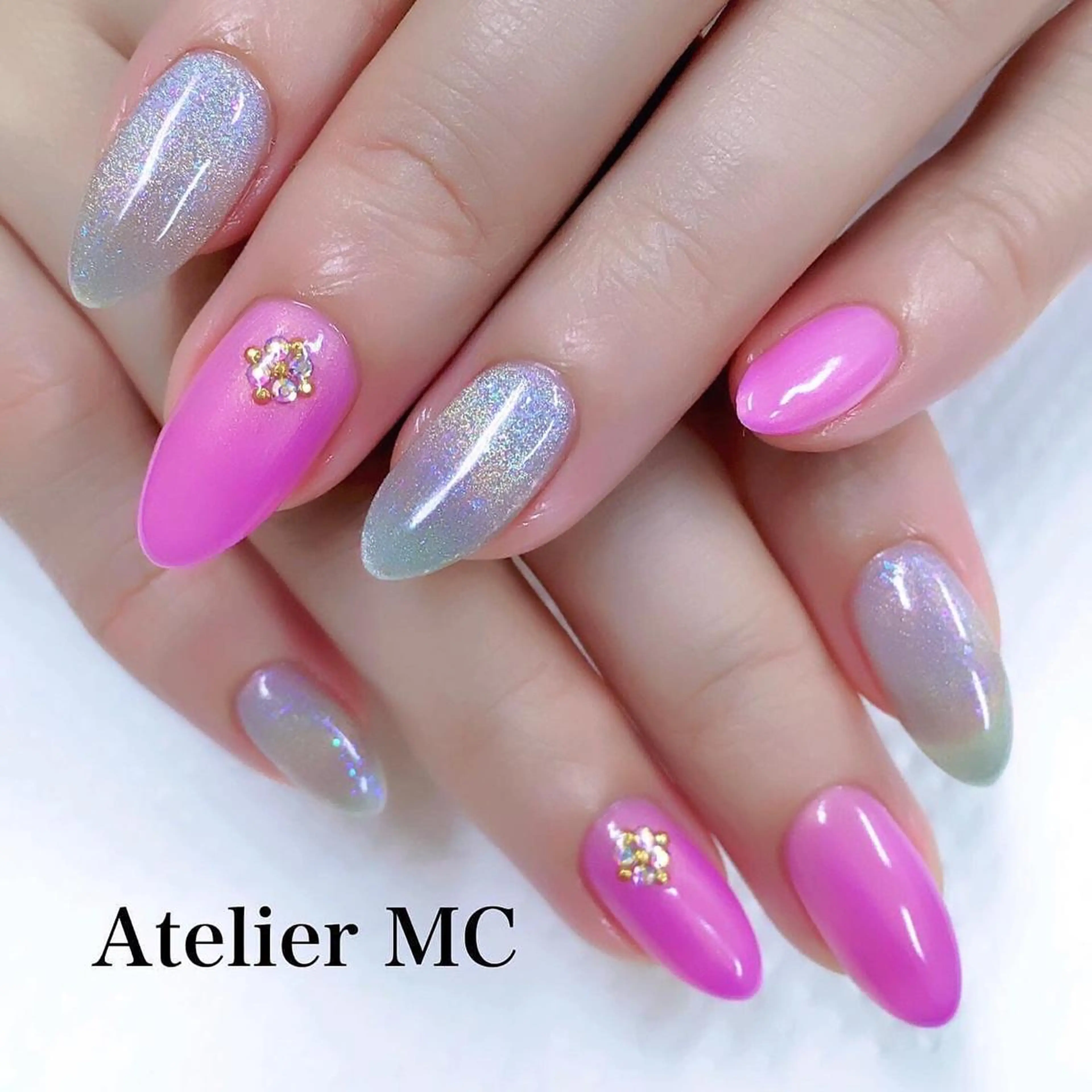 ネイル アトリエ エムシー 【新富町・東銀座】のネイルデザイン