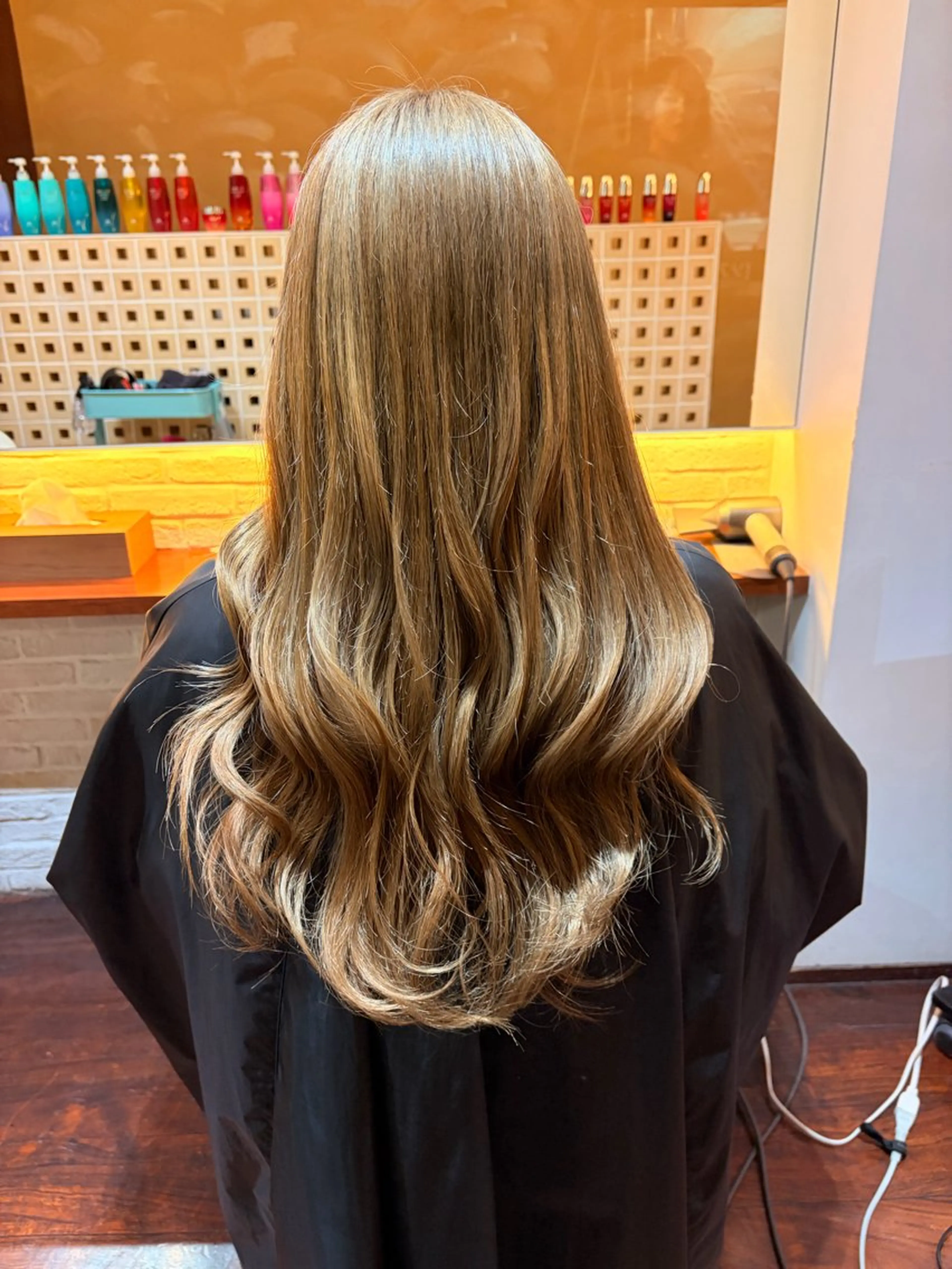 カラー ベージュカラー オリーブベージュ CoCooN nanamiのヘアスタイル