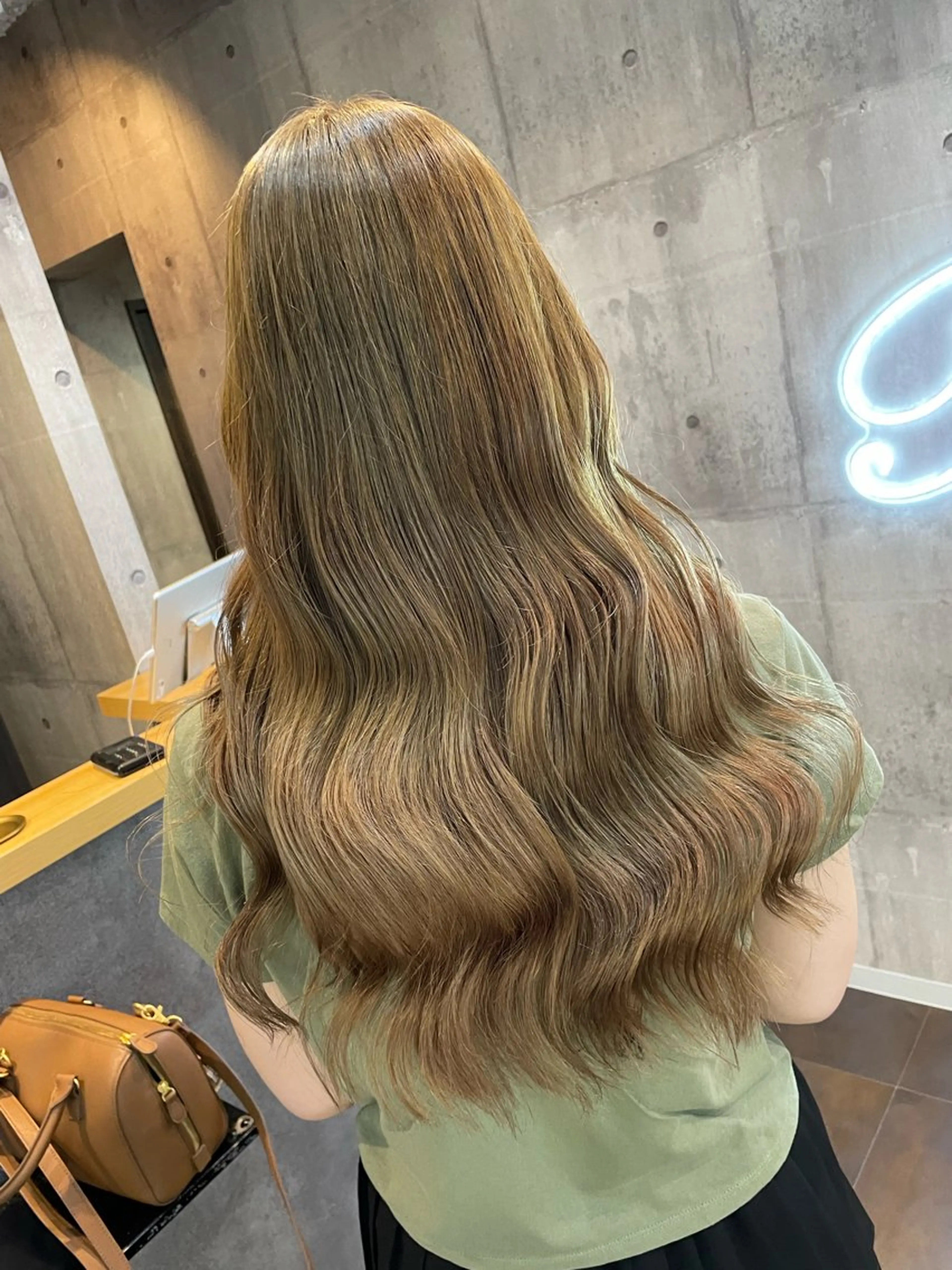 ロング カラー ヘアアレンジ ヘアカラー 北千住10分 肥高　壮汰のヘアスタイル