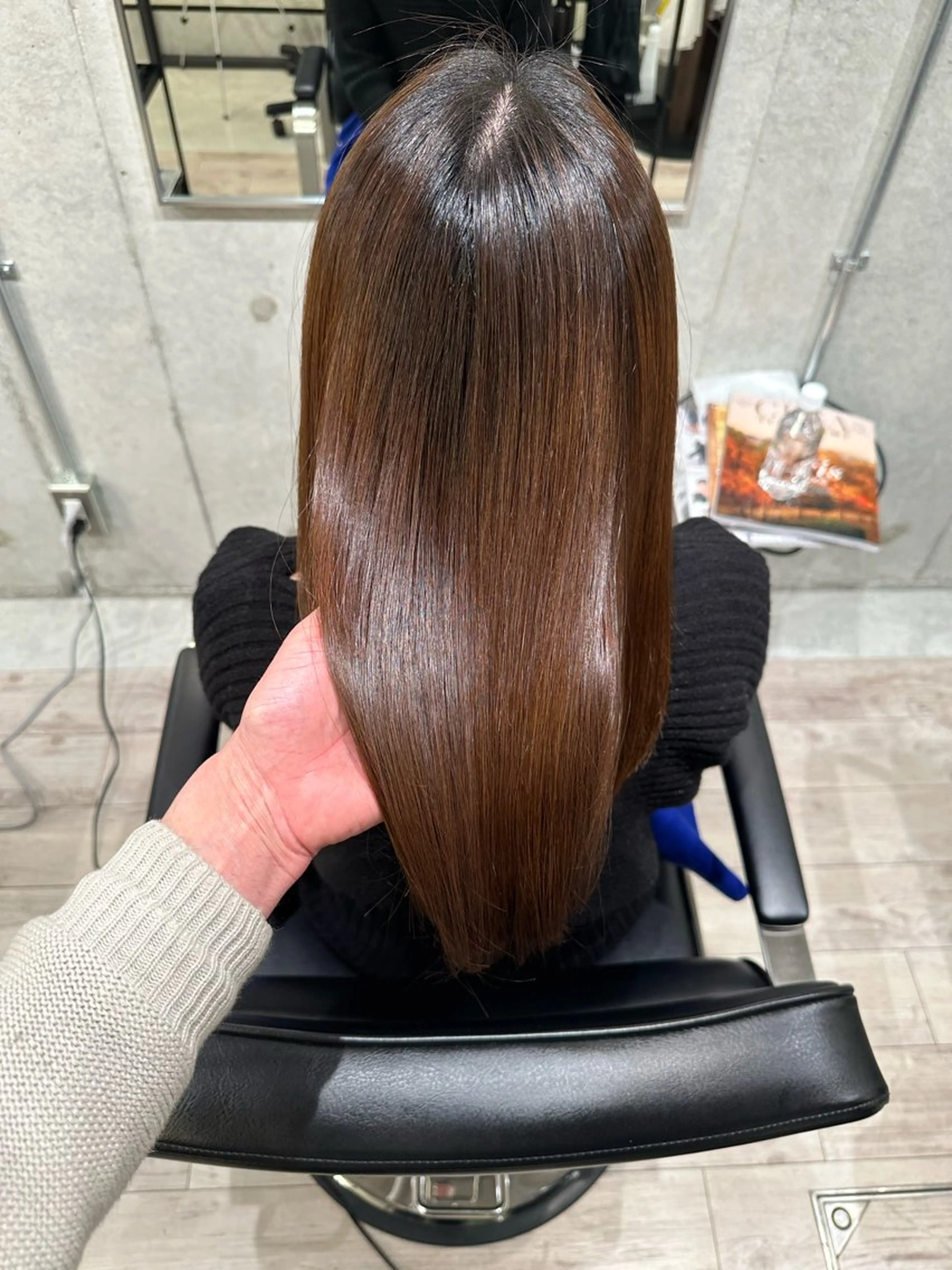 セミロング 小林 伊織のヘアスタイル