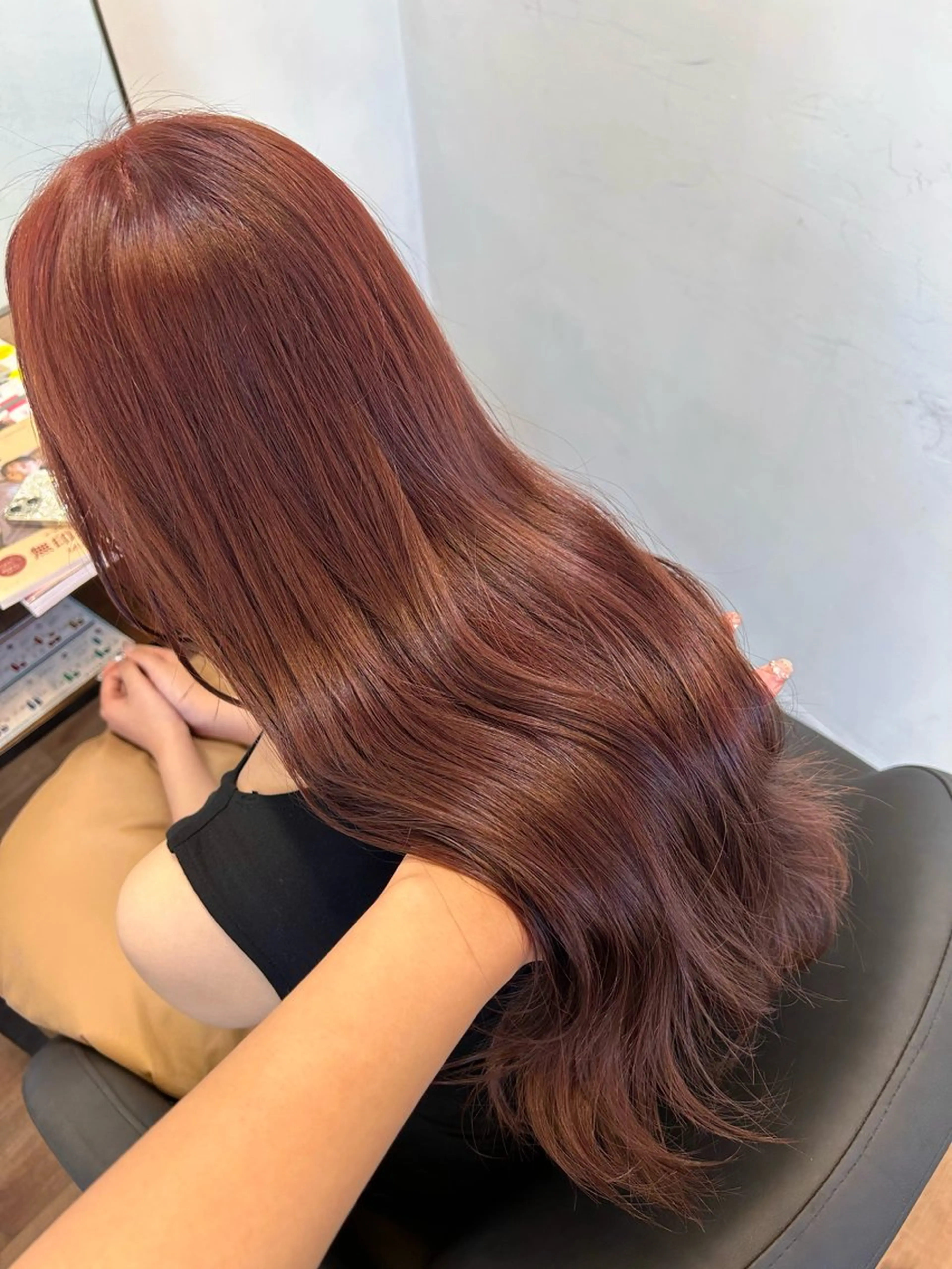 ロング カラー ブリーチ ブラウンカラー 透明感カラー ダブルカラー ブリーチなしカラー ヘアカラー トリートメント 藤間 帆乃夏（とうまほのかのヘアスタイル