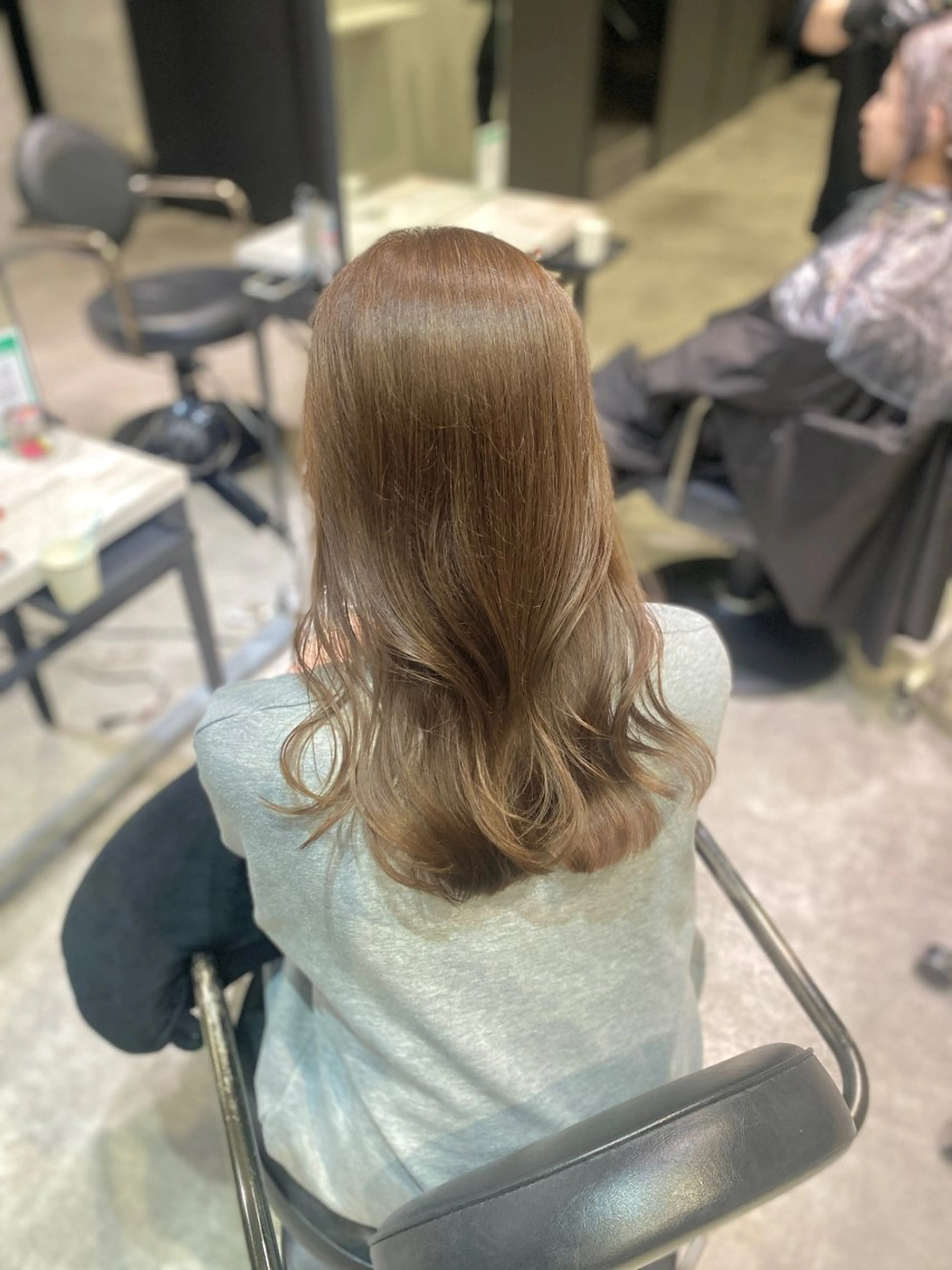 セミロング カット ヘアカラー _WHITE難波店[アンダーバーホワイト]所属・艶カラー/髪質改善 /韓国風/中村嘉秀のヘアスタイル