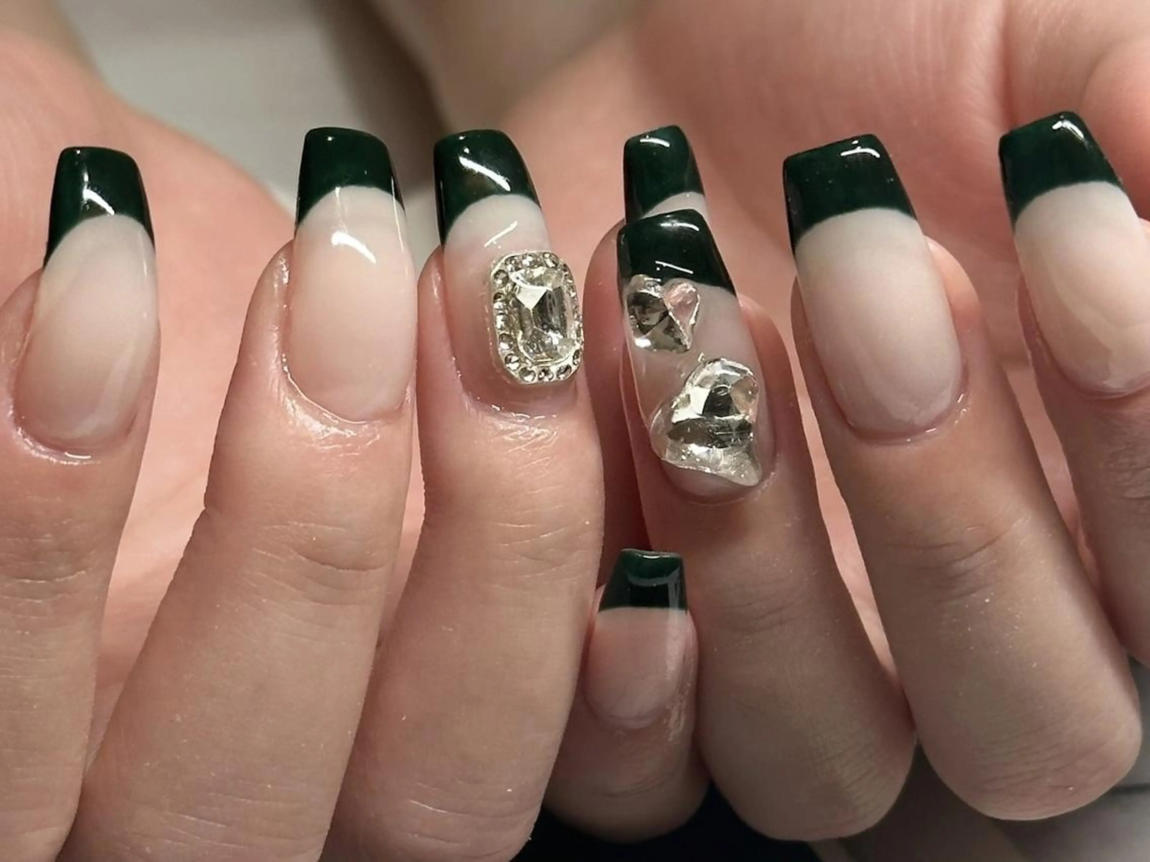 ネイル ハンドネイル 𝐸𝐴𝑅𝑇𝐻 𝐶ℎ𝑖𝑘𝑎のネイルデザイン