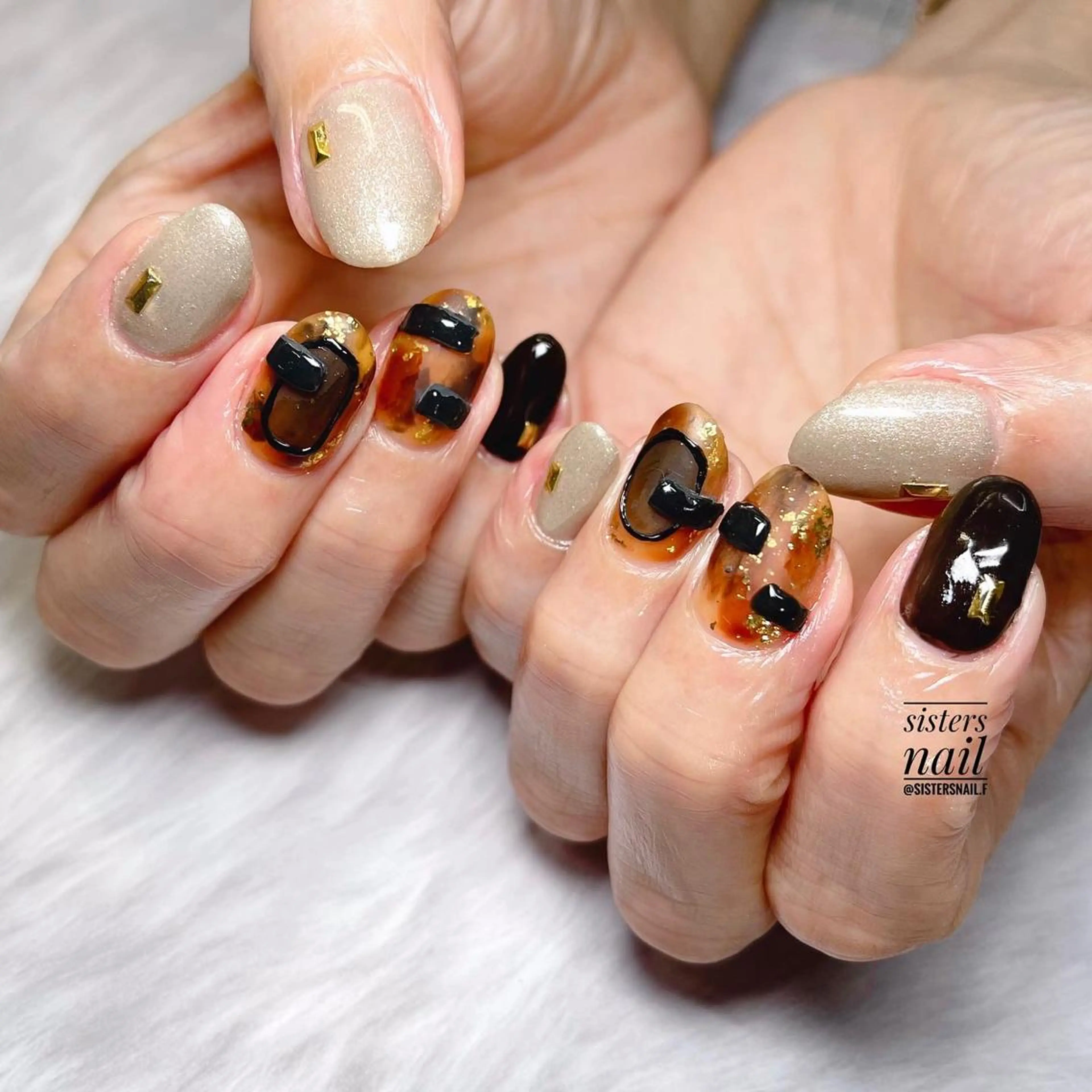 ネイル アートネイル べっ甲ネイル ニュアンスネイル sisters nail.fのネイルデザイン