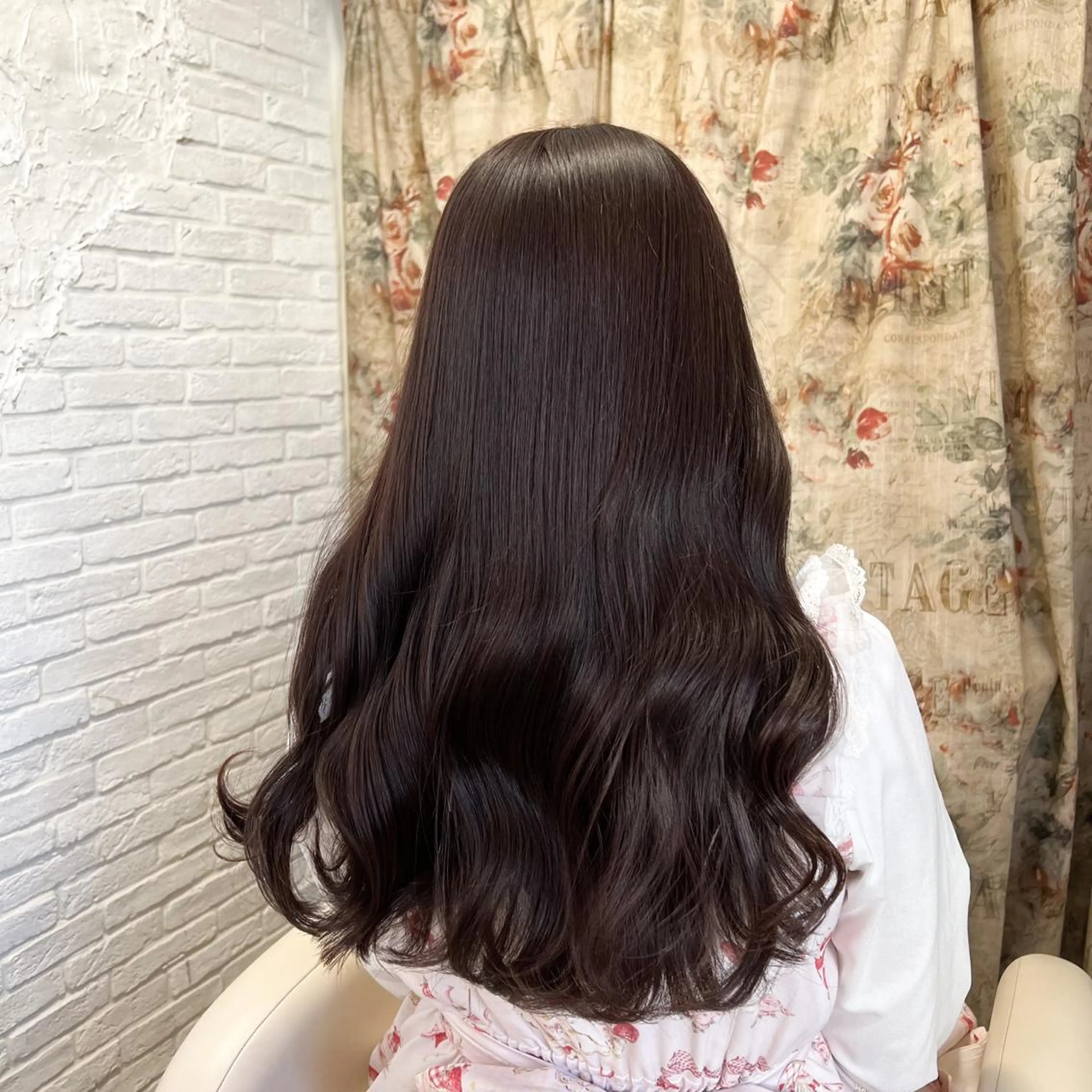 ロング カラー SHIN/レイヤー カット×クロスパーマのヘアスタイル