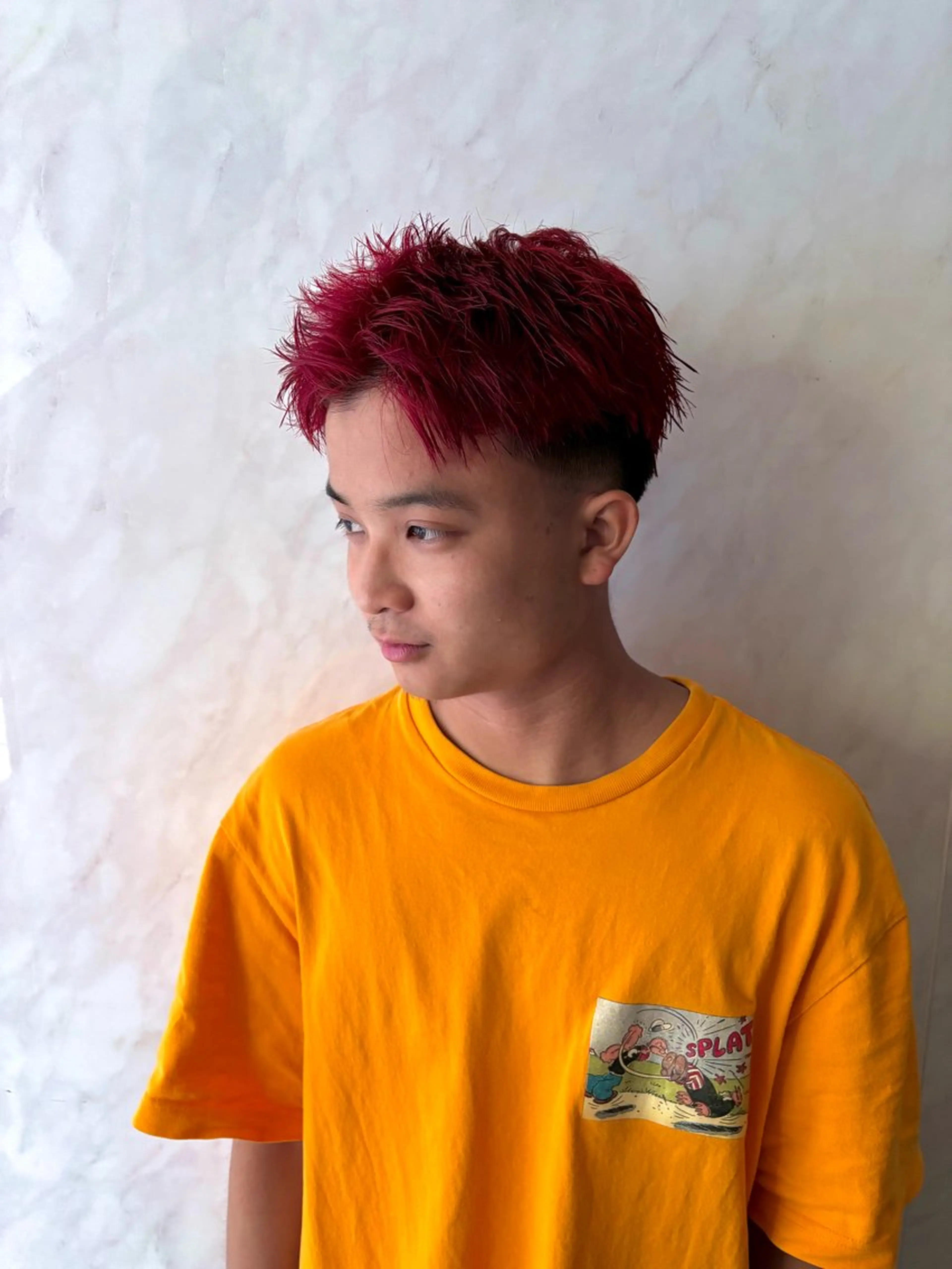 ショート カラー ブリーチ レッドカラー ショートヘア ヘアカラー 垢抜けヘア/メンズシ ョート/パーマ特化のヘアスタイル