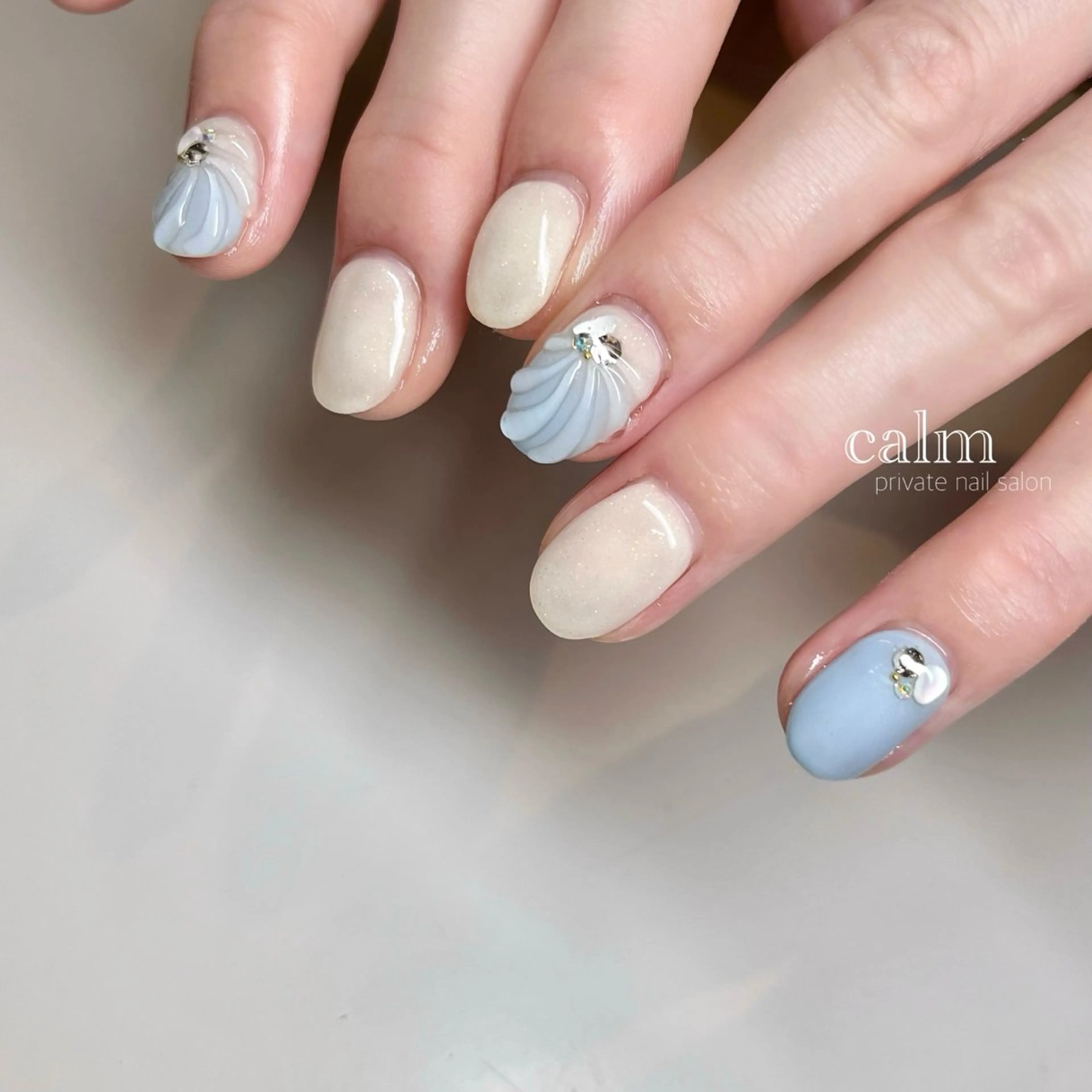 ネイル ハンドネイル calm 〔ｶｰﾑ〕のネイルデザイン