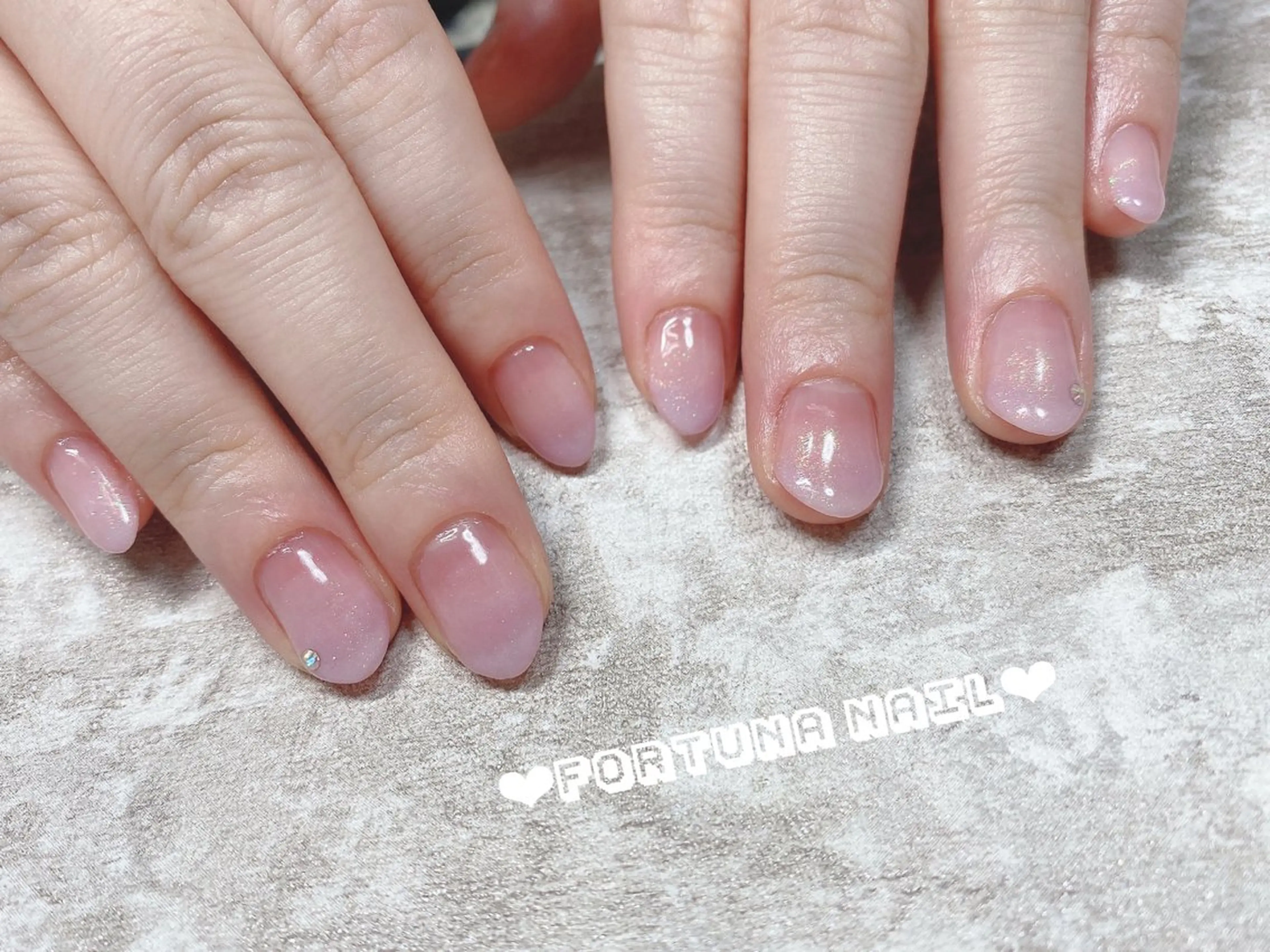 ネイル ハンドネイル ハンドケア Nail •Head スパFortunaのネイルデザイン