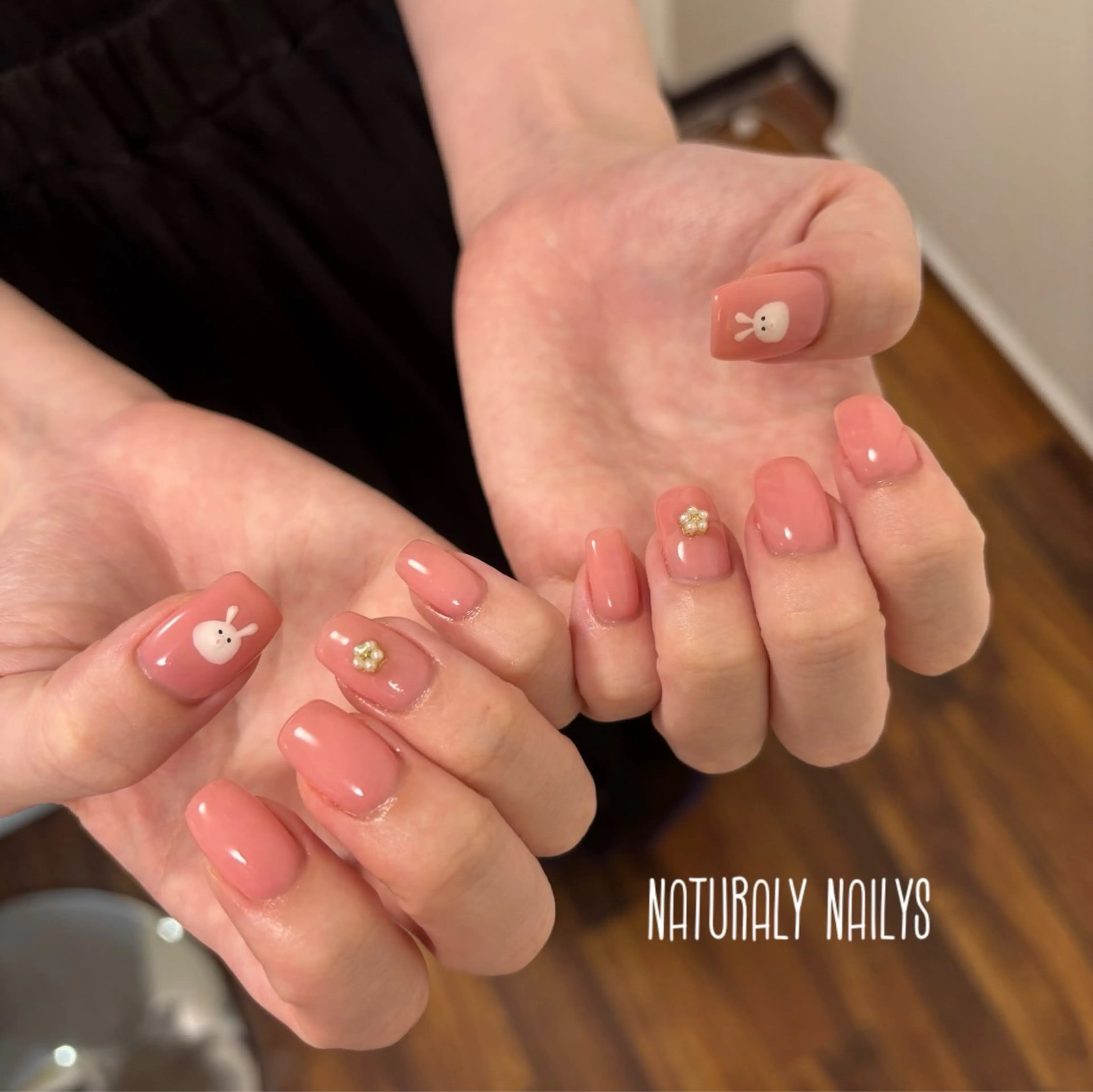 ネイル アートネイル Naturaly Nailys所属・プライベートサロン rieのネイルデザイン