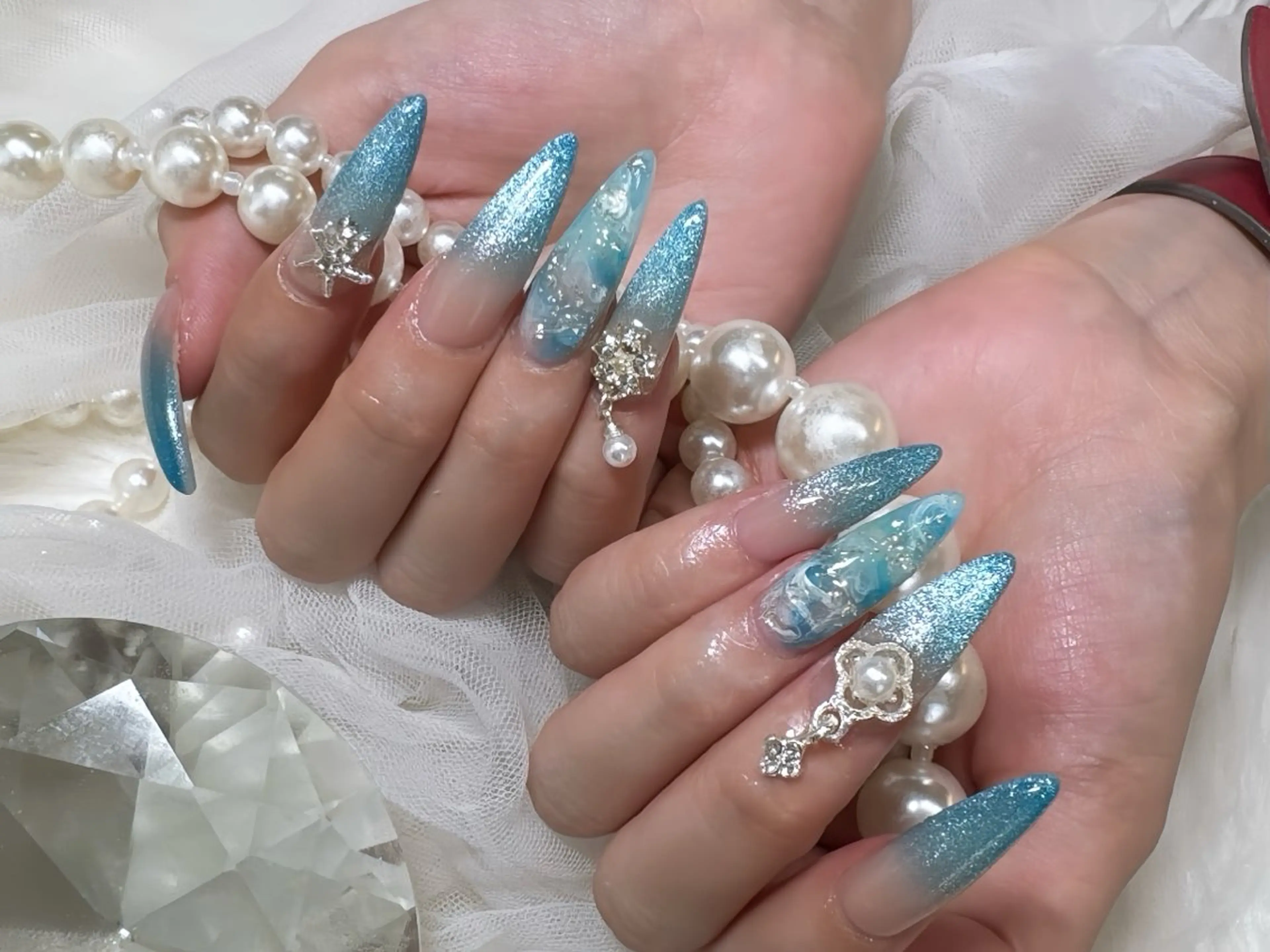 ネイル アートネイル ジェルネイル ネイルチップ ハンドネイル Rin Nail 新大久保店のネイルデザイン