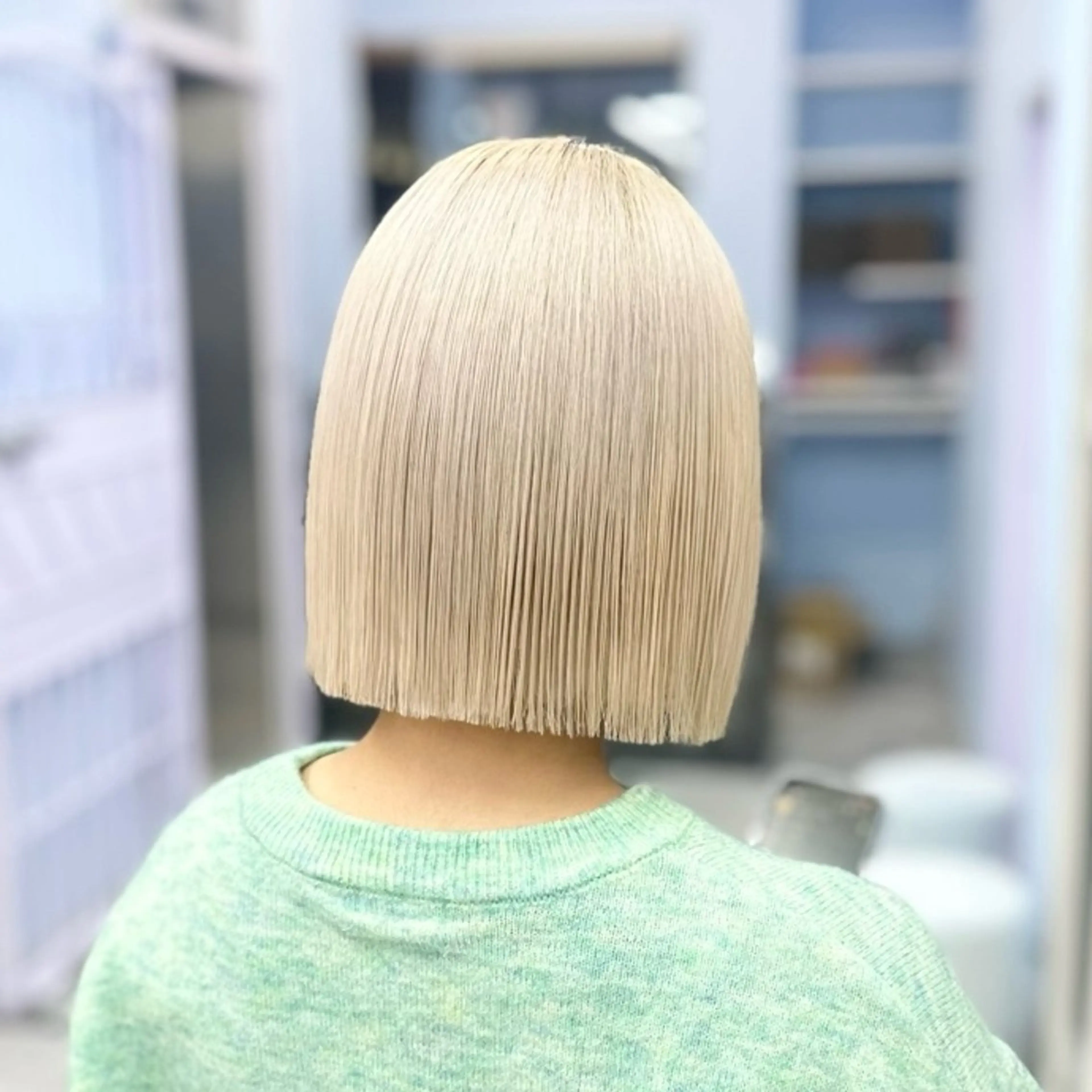 ショート カラー ブリーチ ブロンド ケアブリーチ ホワイトブロンド white.梅田所属・White梅田  ／ COCOのヘアスタイル