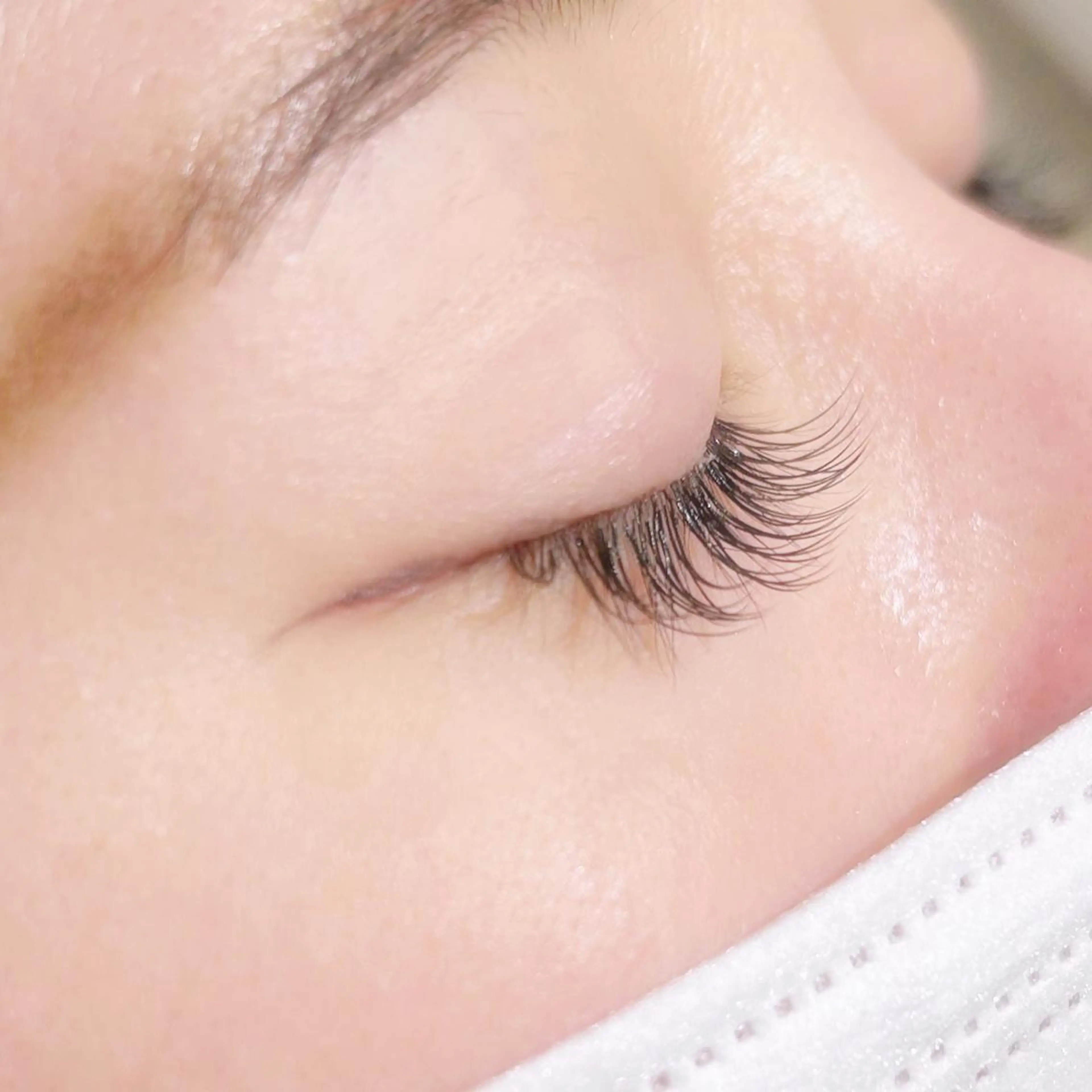 マツエク・マツパ 艶カラー🩵中久保 舞優🩵のヘアスタイル