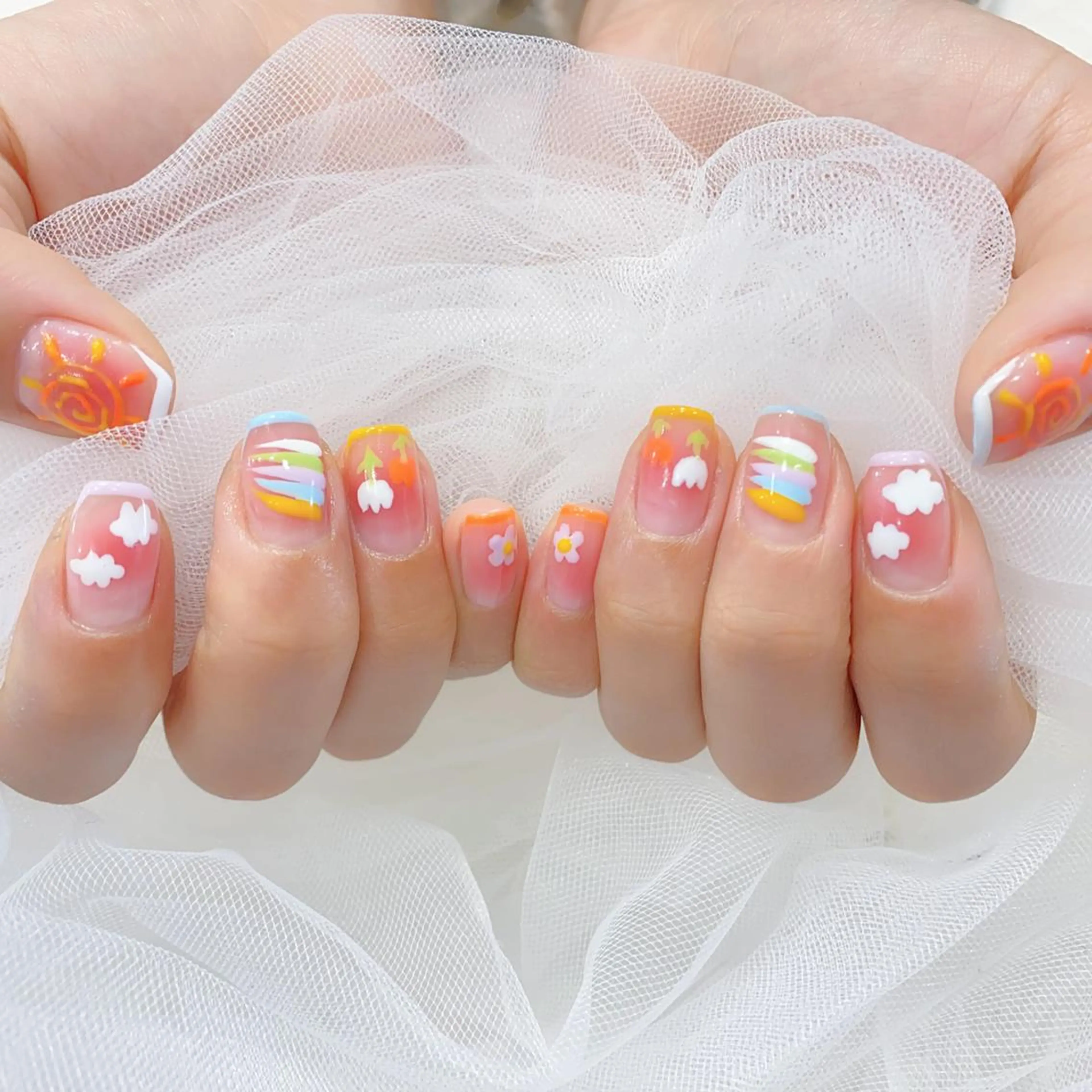 ネイル 🌼リオナ ♥️のネイルデザイン